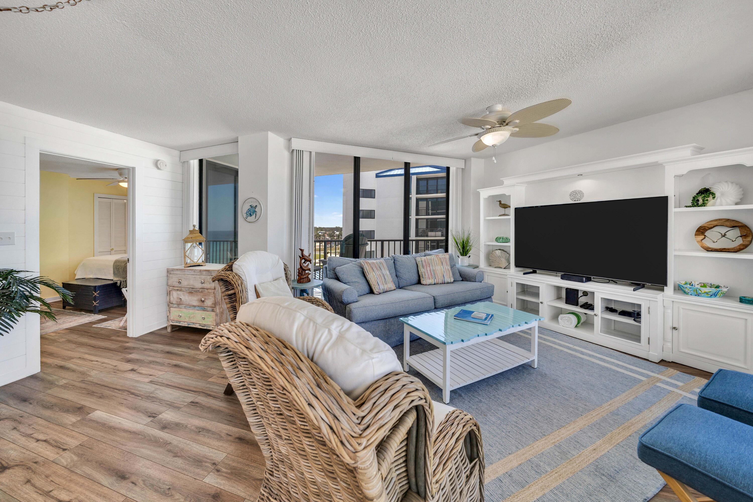 AQUAVISTA CONDO - Residential