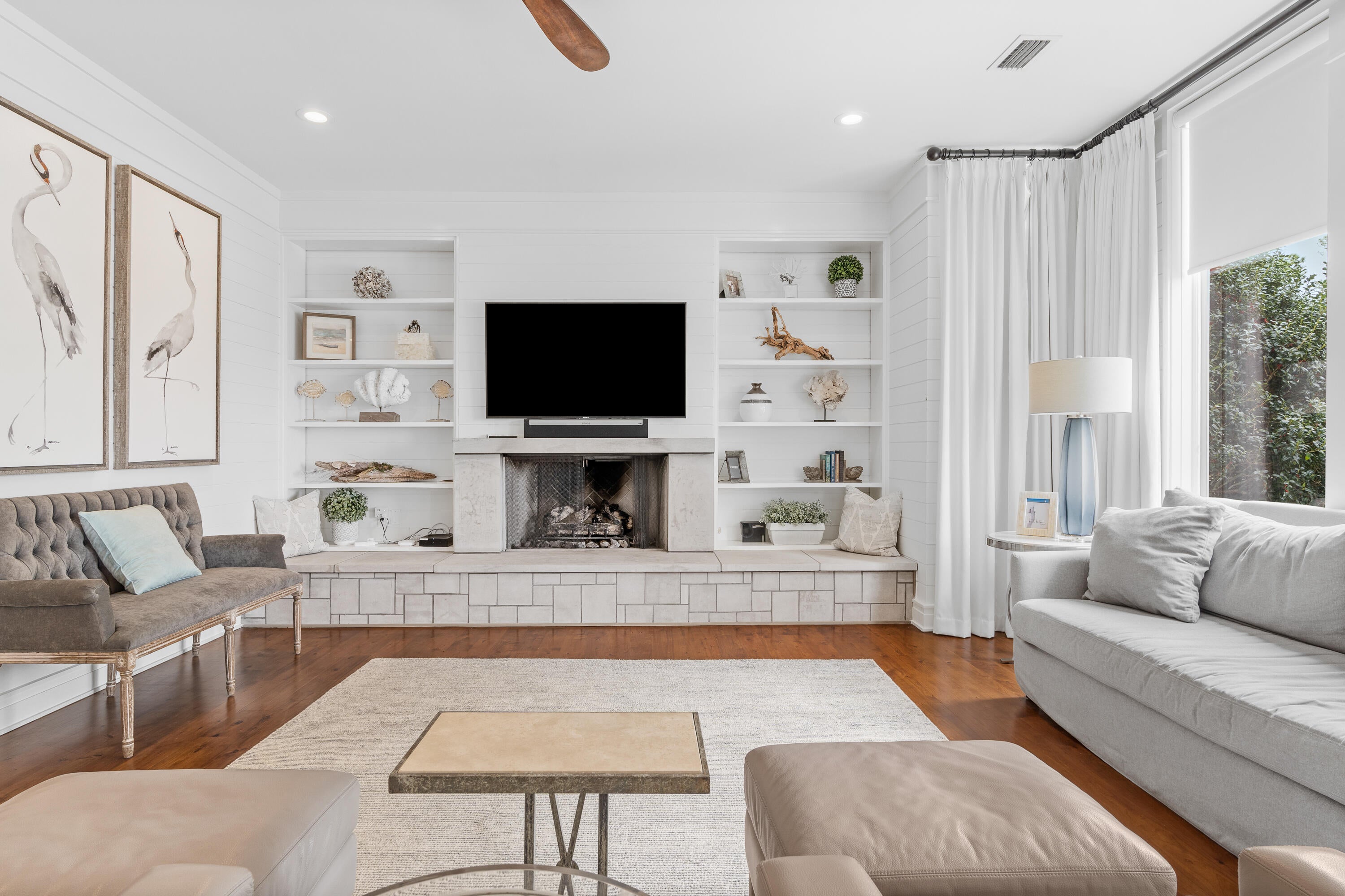 BURNT PINE - Residential