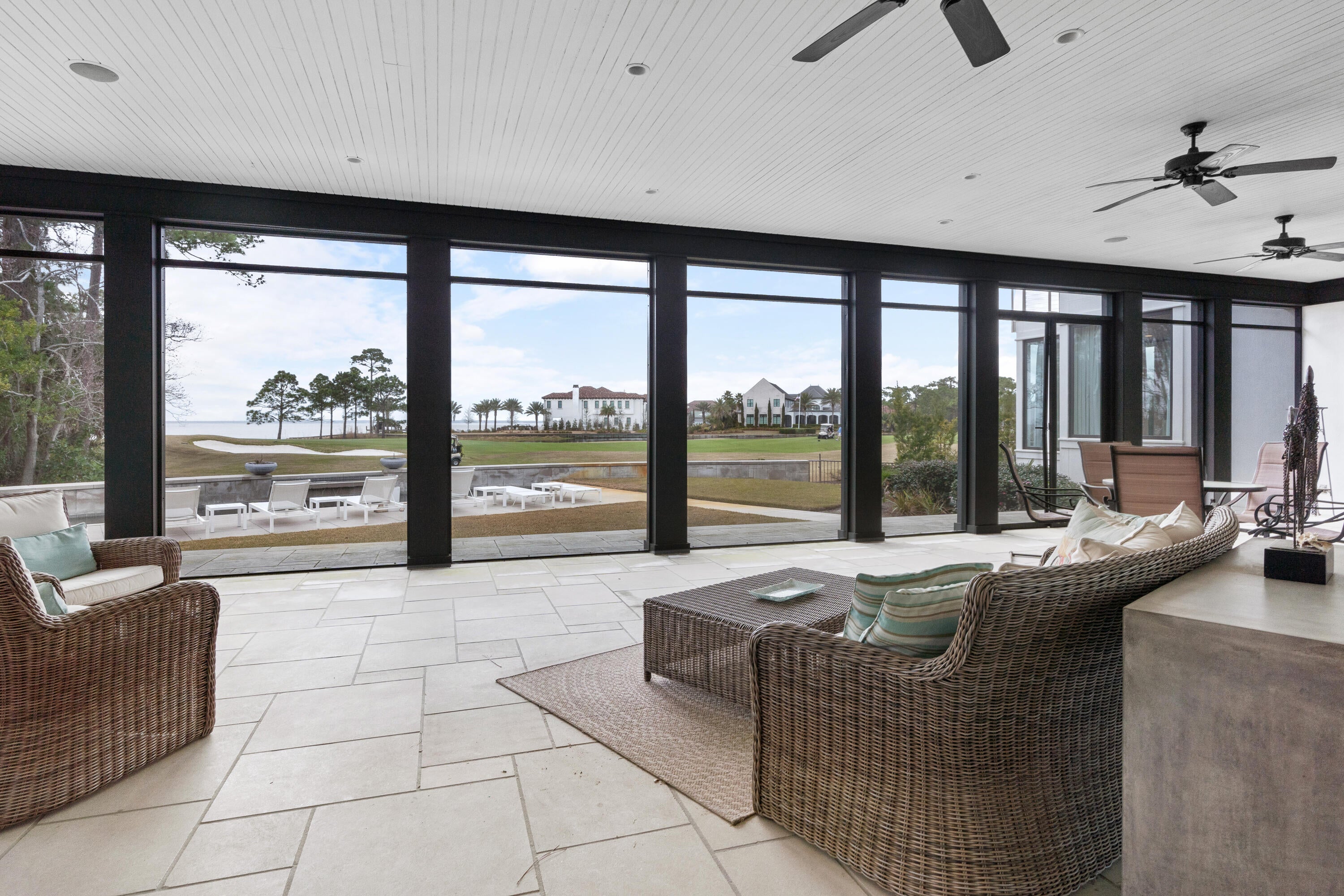BURNT PINE - Residential