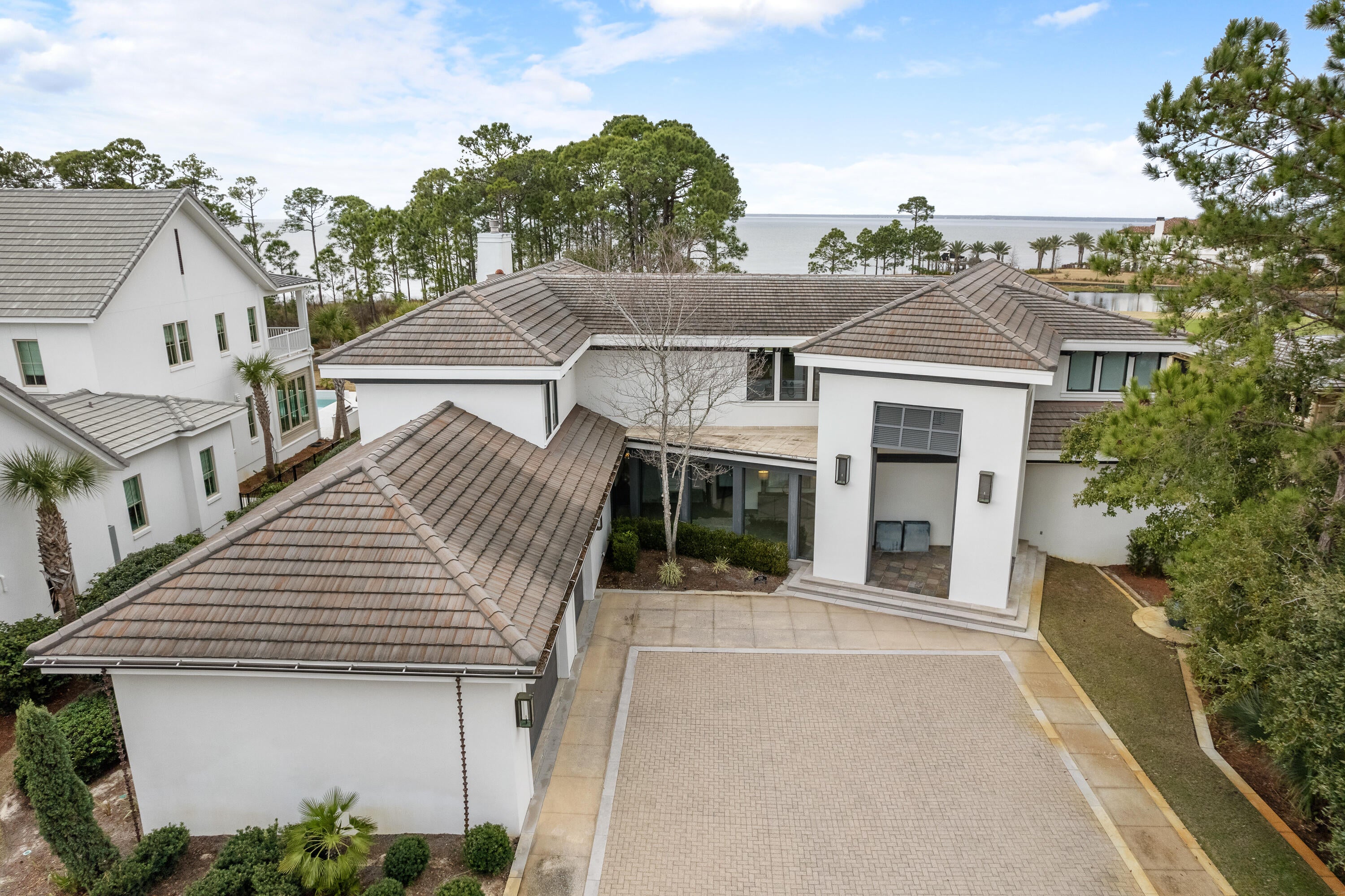 BURNT PINE - Residential