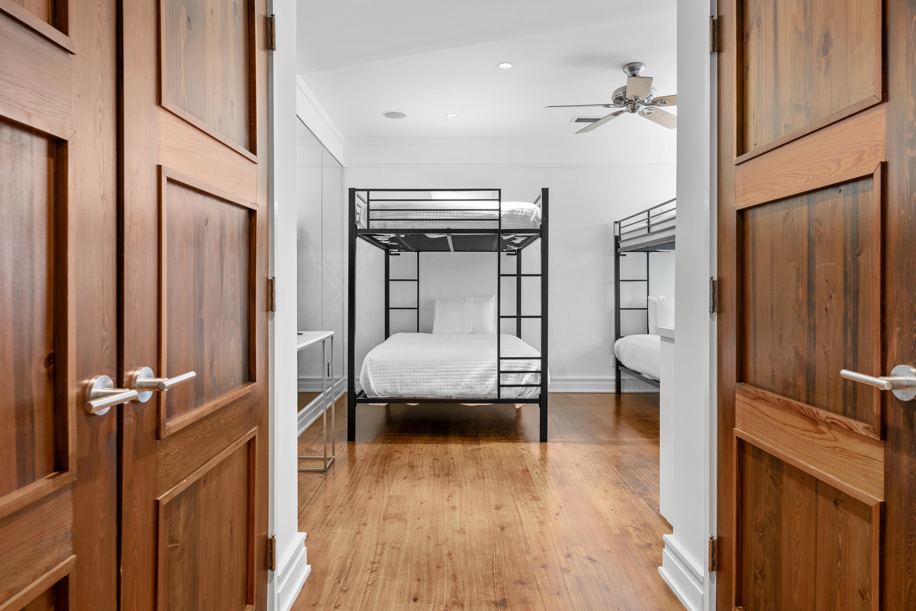 BURNT PINE - Residential