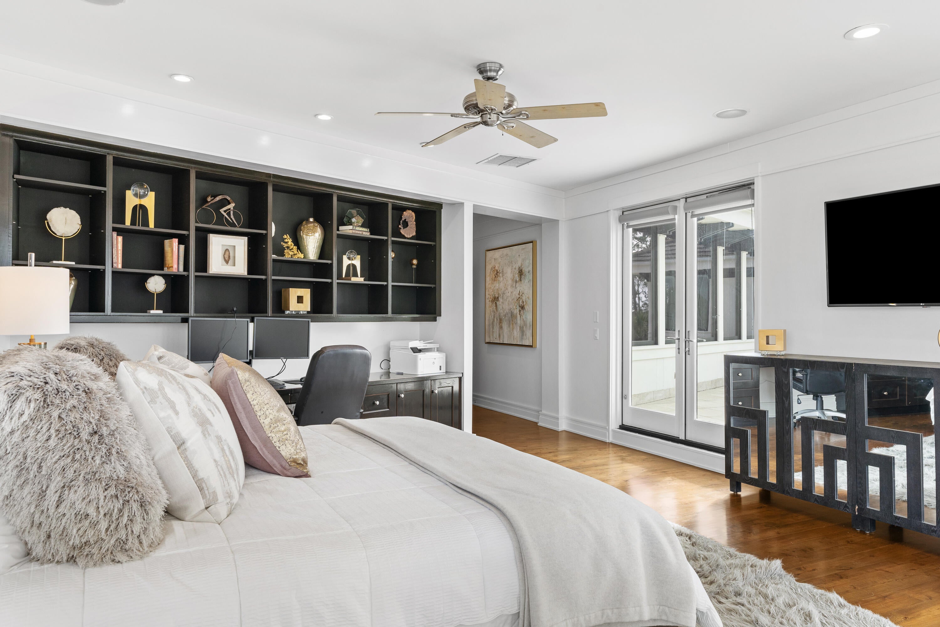 BURNT PINE - Residential
