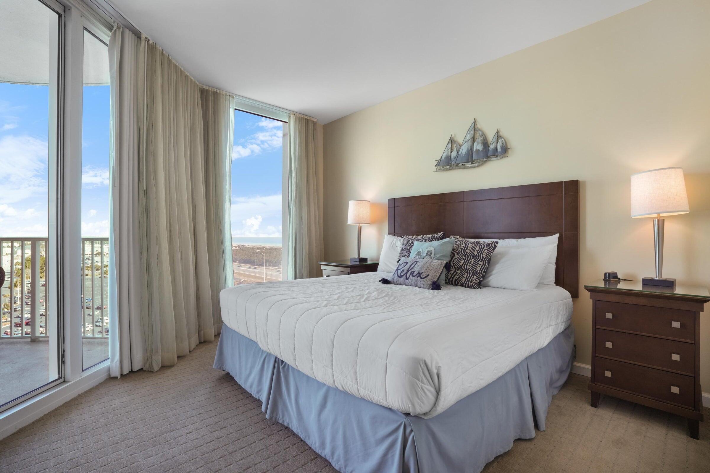 THE PALMS OF DESTIN - Residential