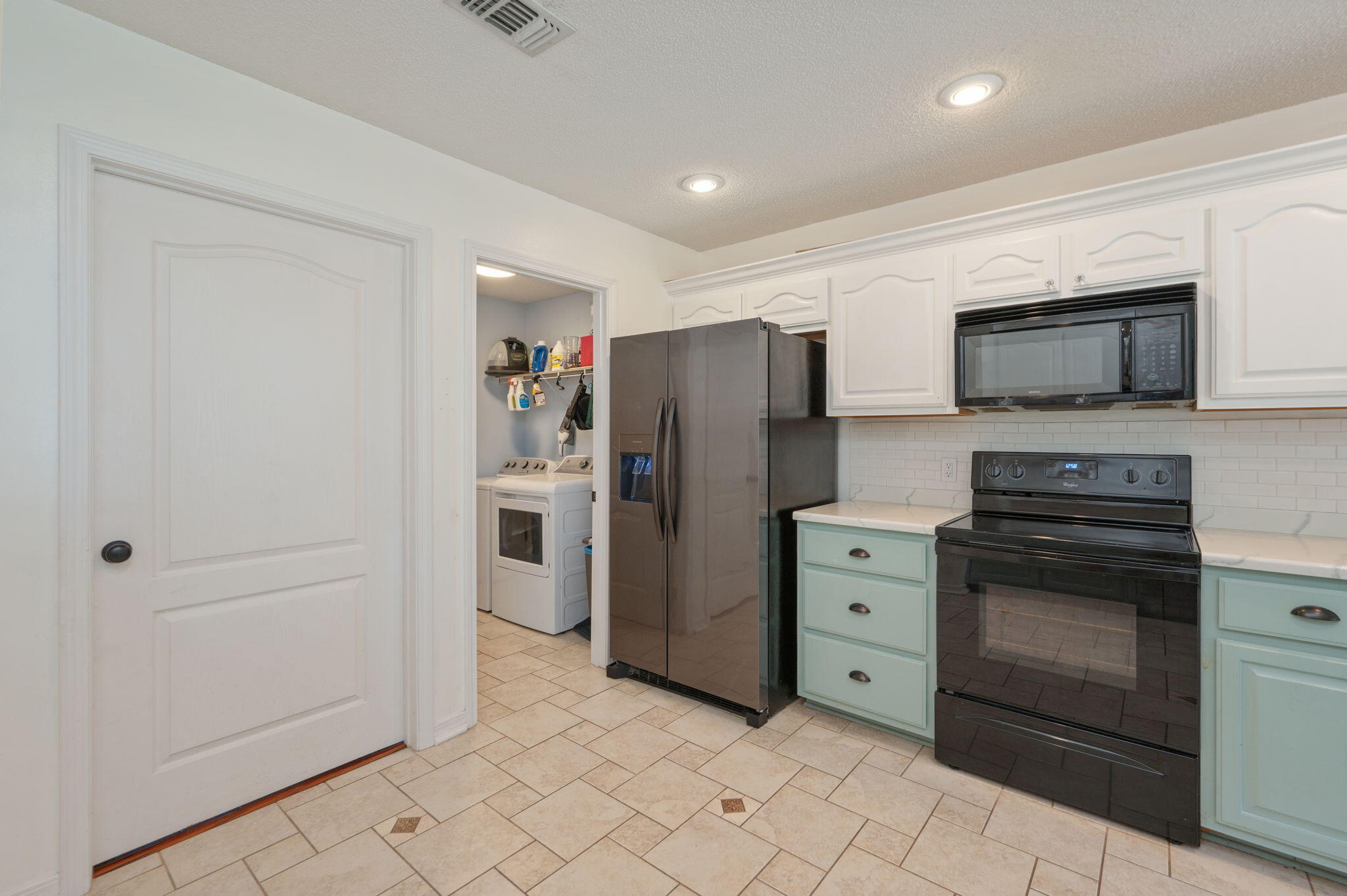 HIDDEN SPRINGS PH II - Residential