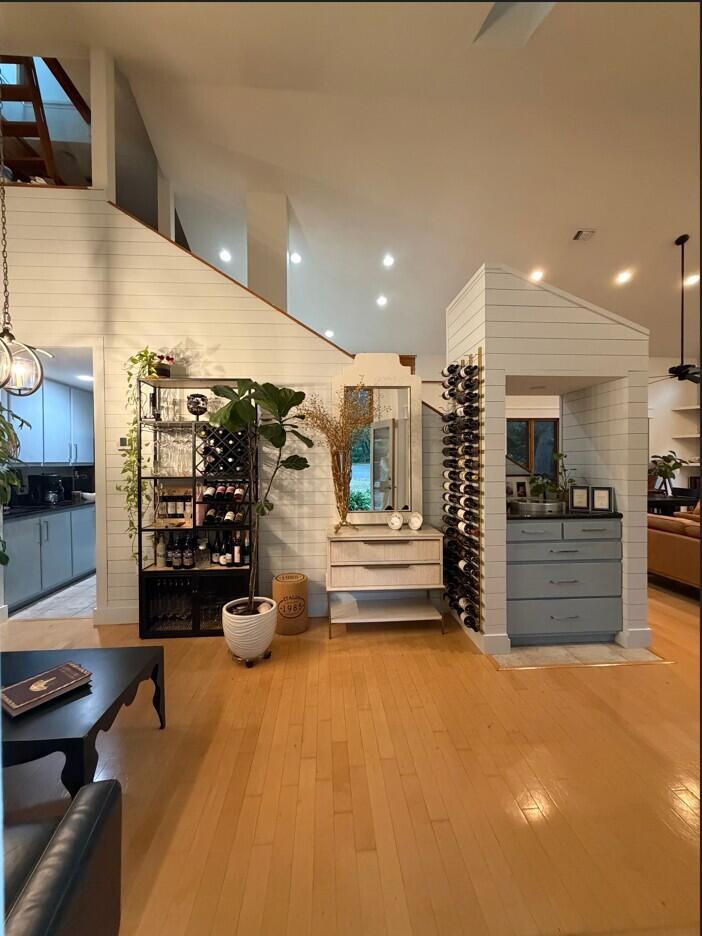 CASABLANCA ISLES - Residential