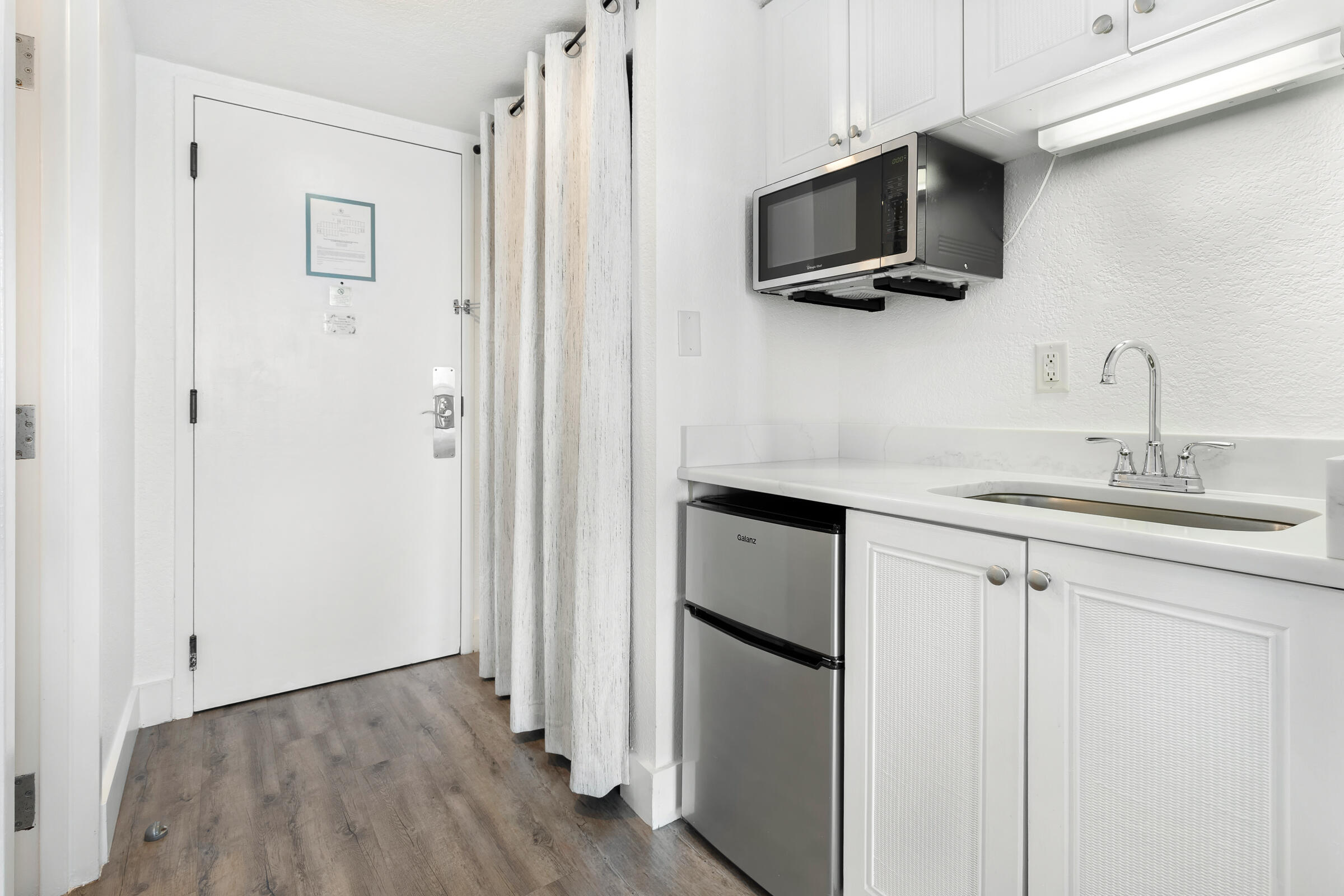 BAYSIDE CONDO SANDESTIN - Residential