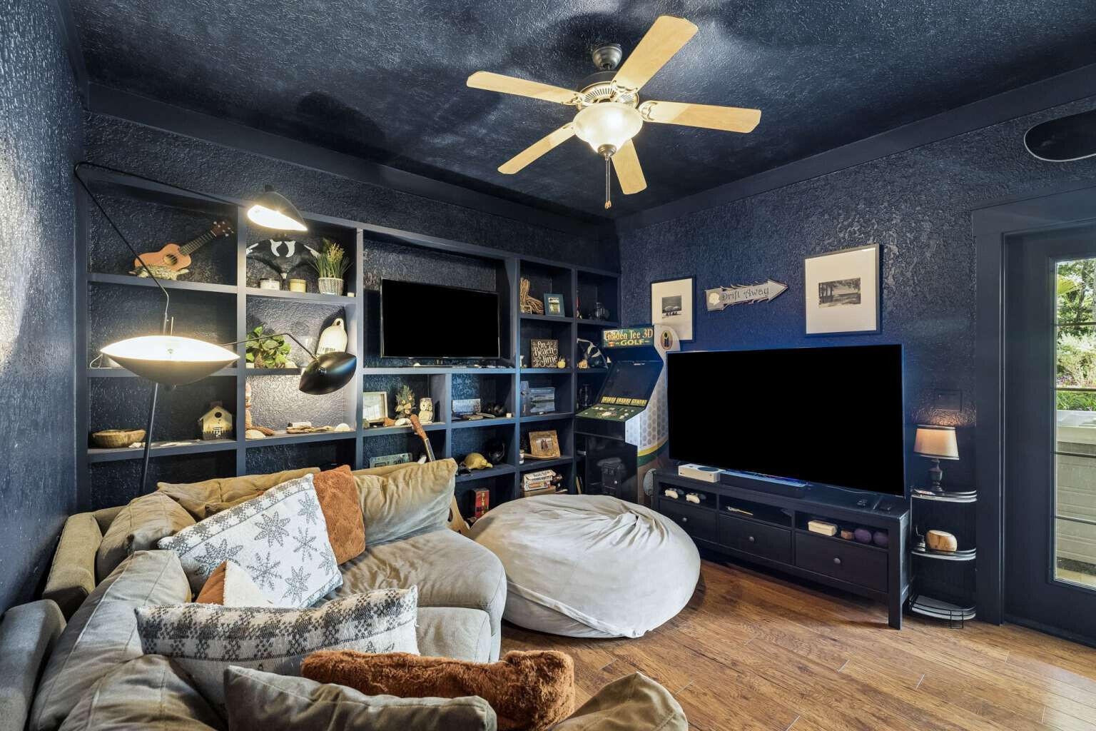 GULFVIEW HEIGHTS 1ST ADDN - Residential