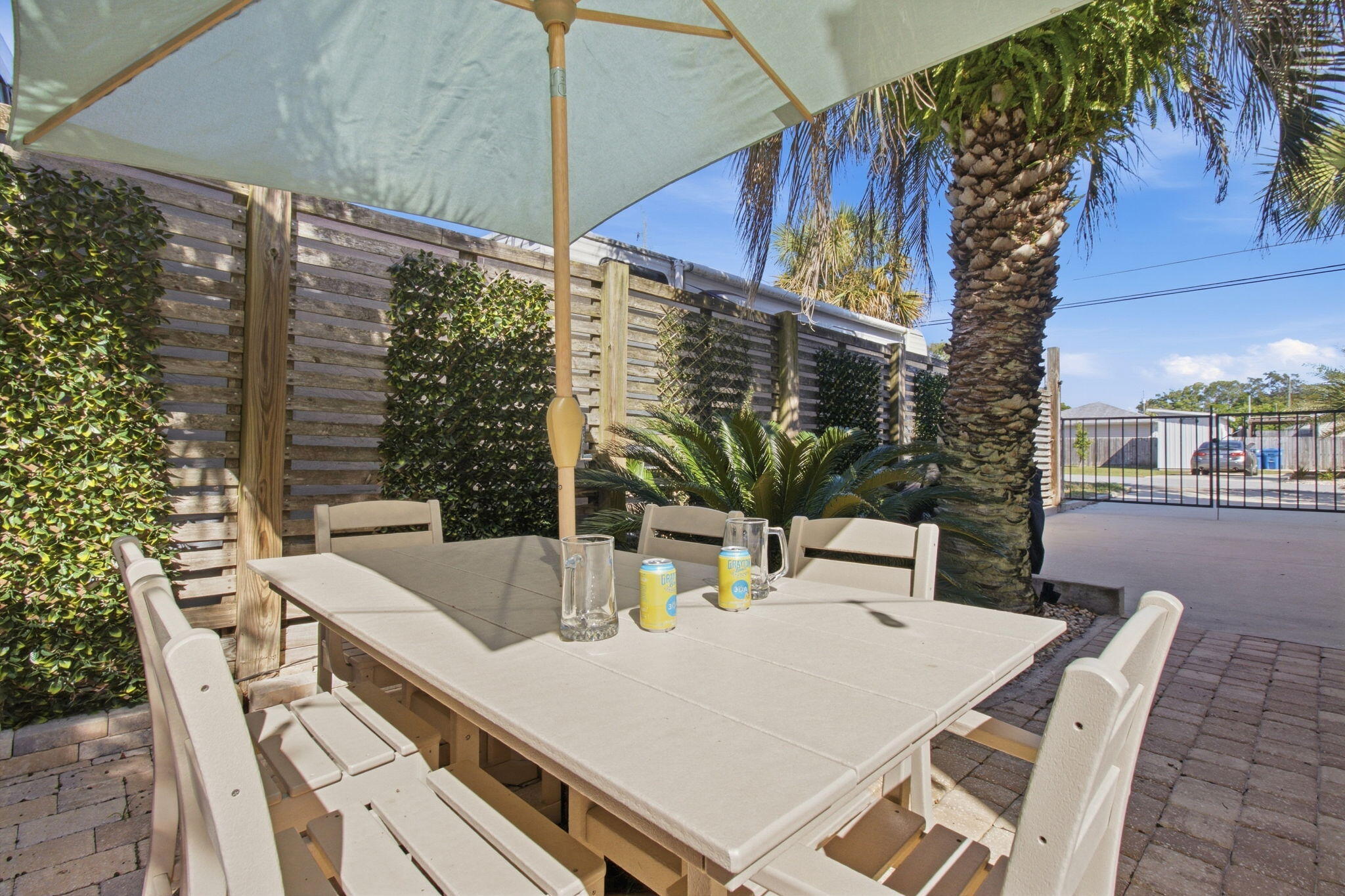 Laguna Beach Estates 5th Add - Residential