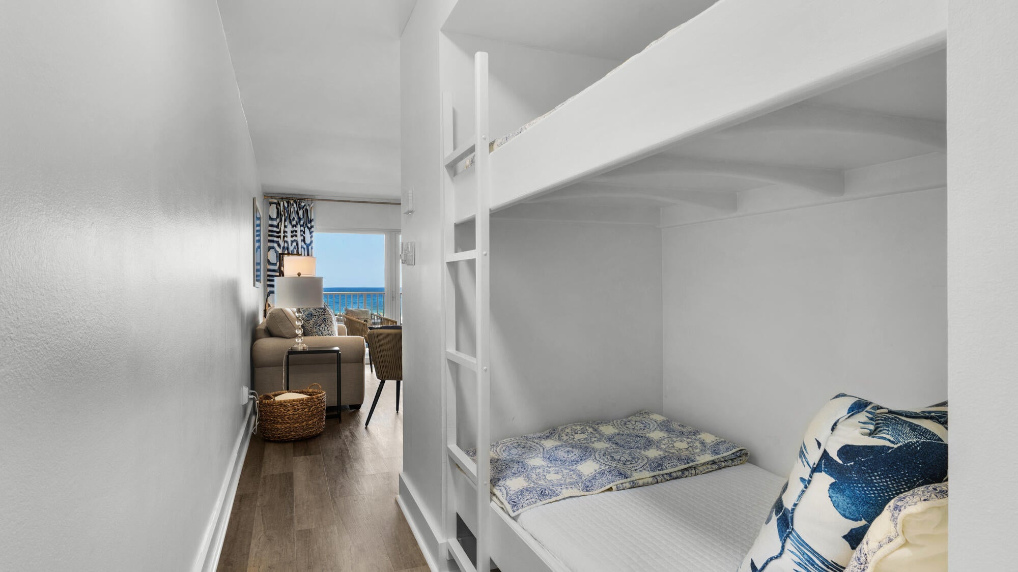 COMMODORE'S RETREAT LIMITED C - Residential