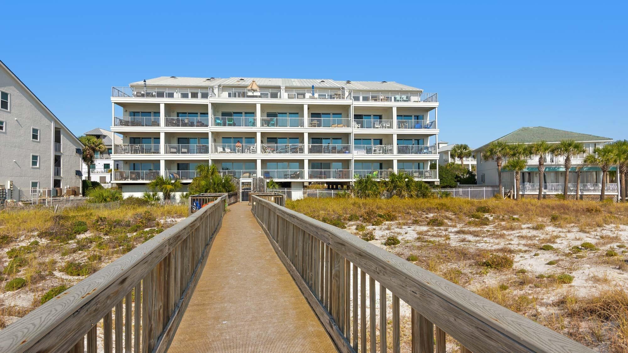COMMODORE'S RETREAT LIMITED C - Residential