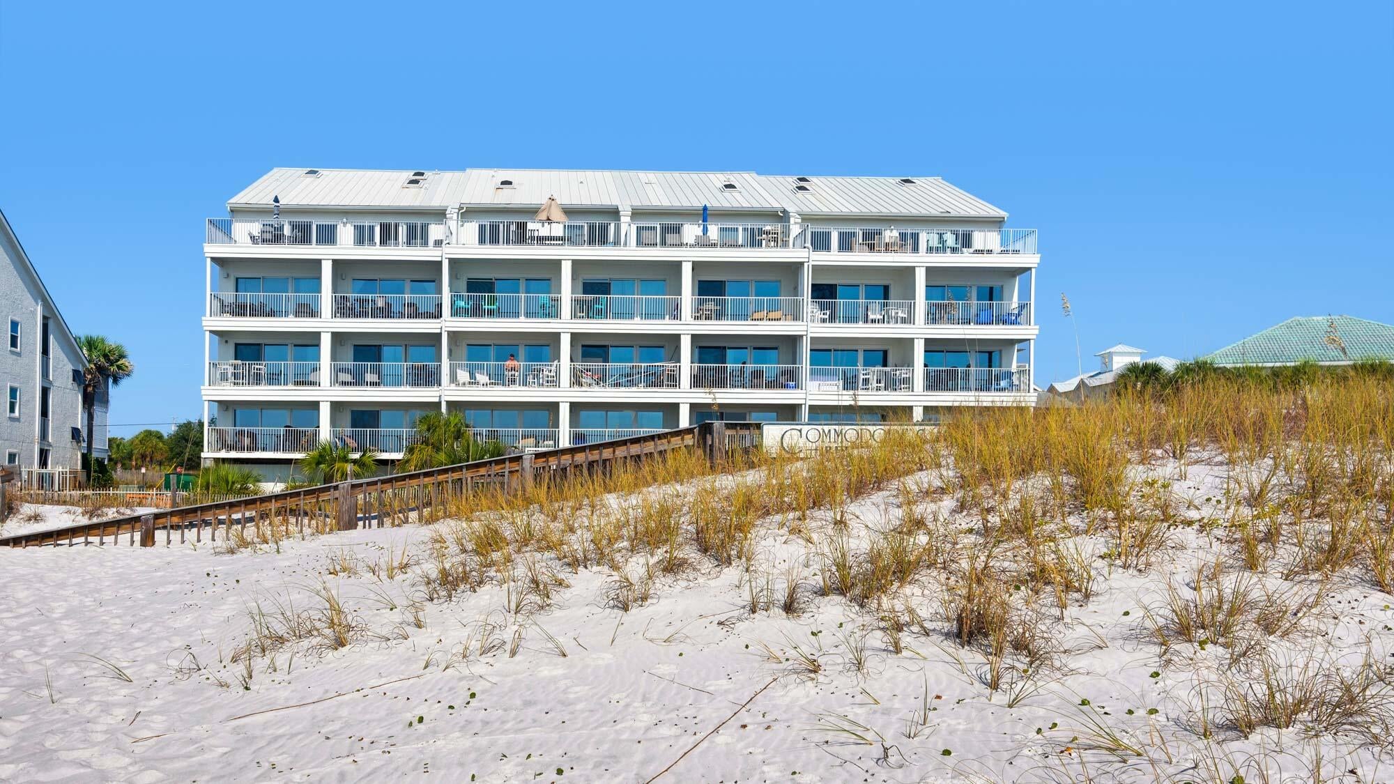 COMMODORE'S RETREAT LIMITED C - Residential