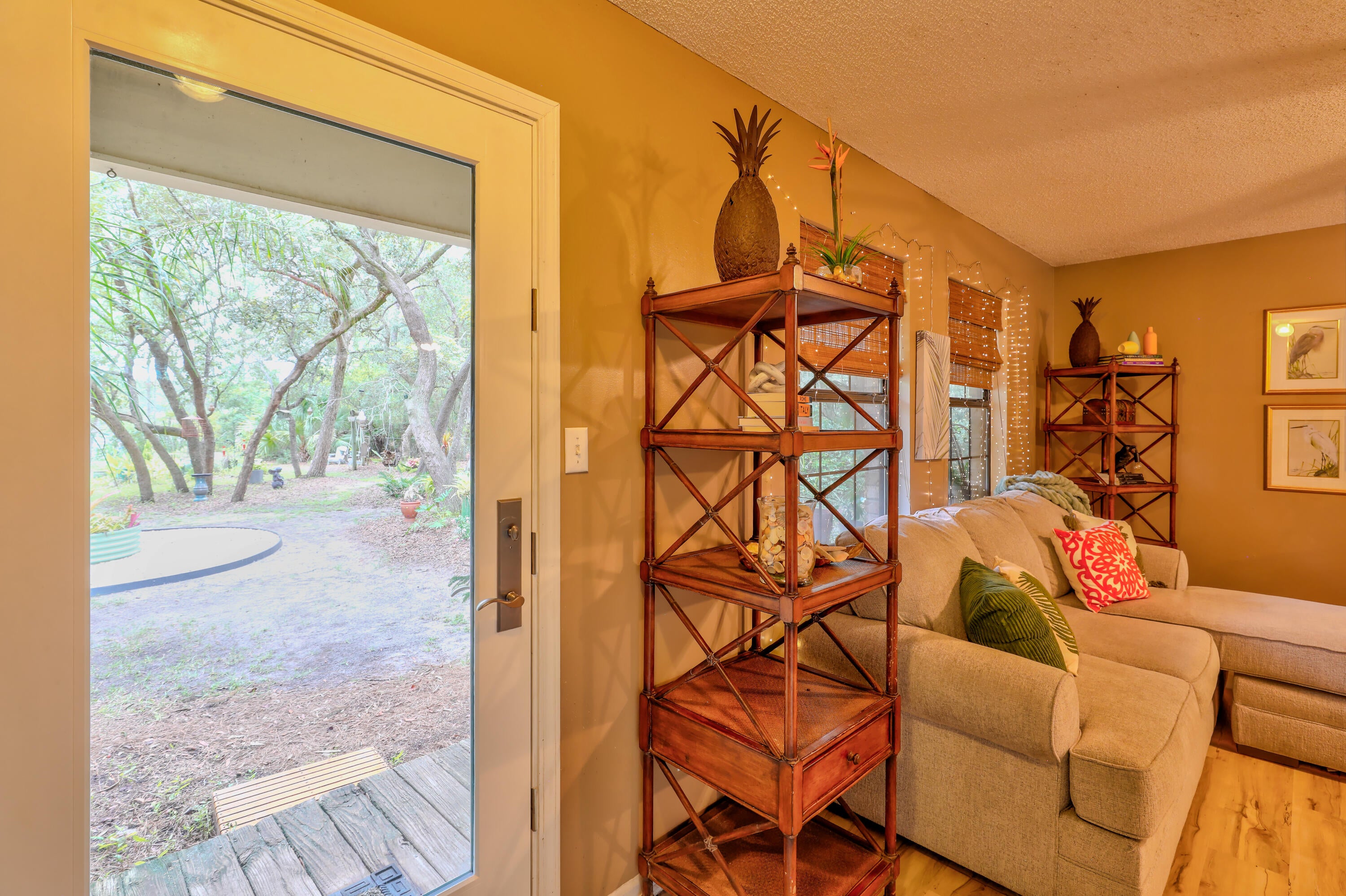 NO RECORDED SUBDIVISION - Residential