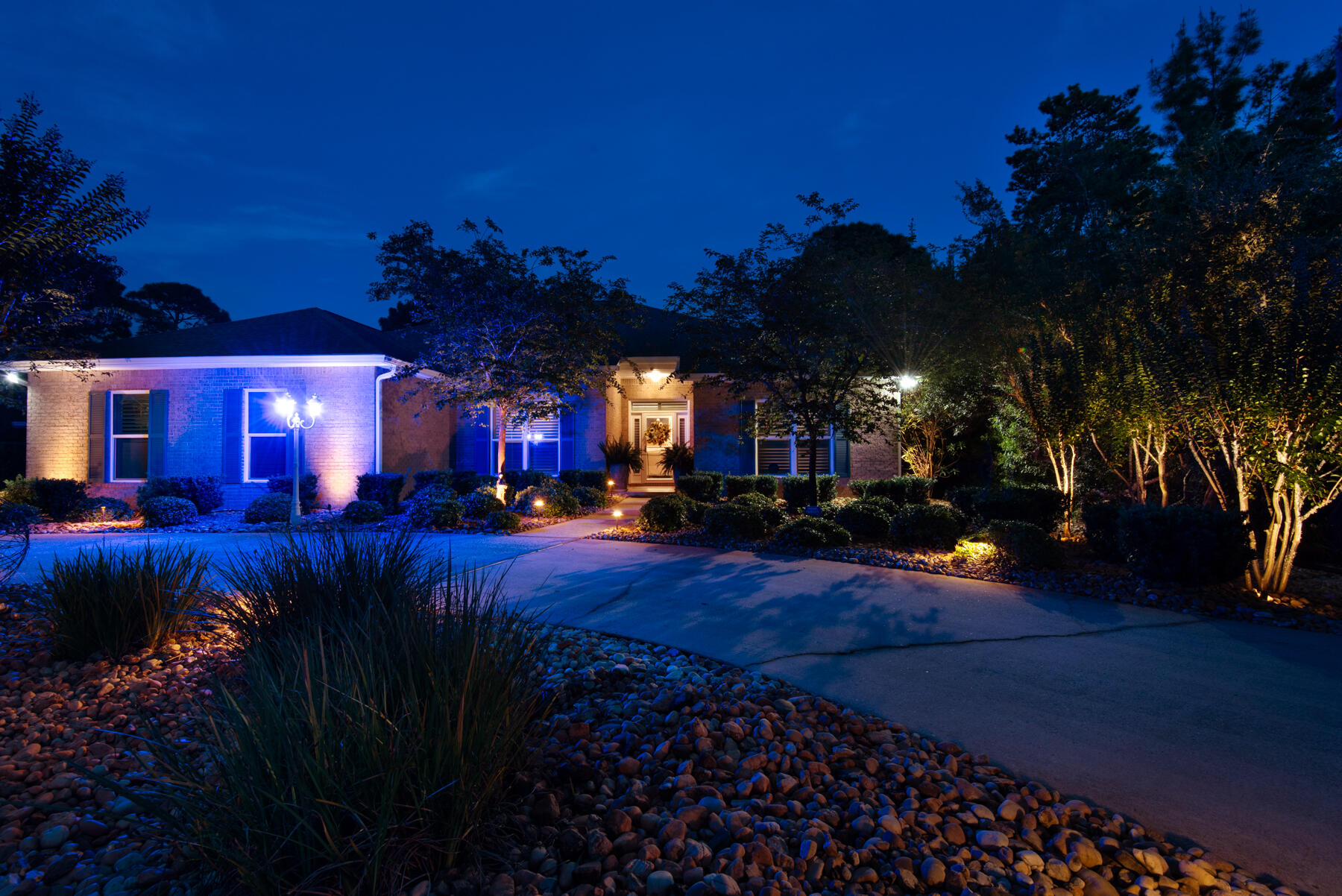 PELICAN BAY - Residential