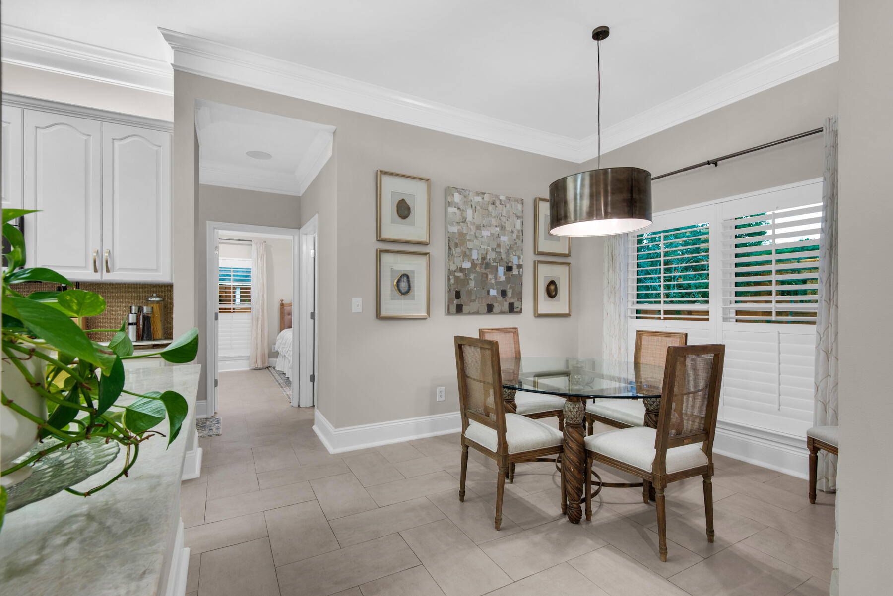 PELICAN BAY - Residential