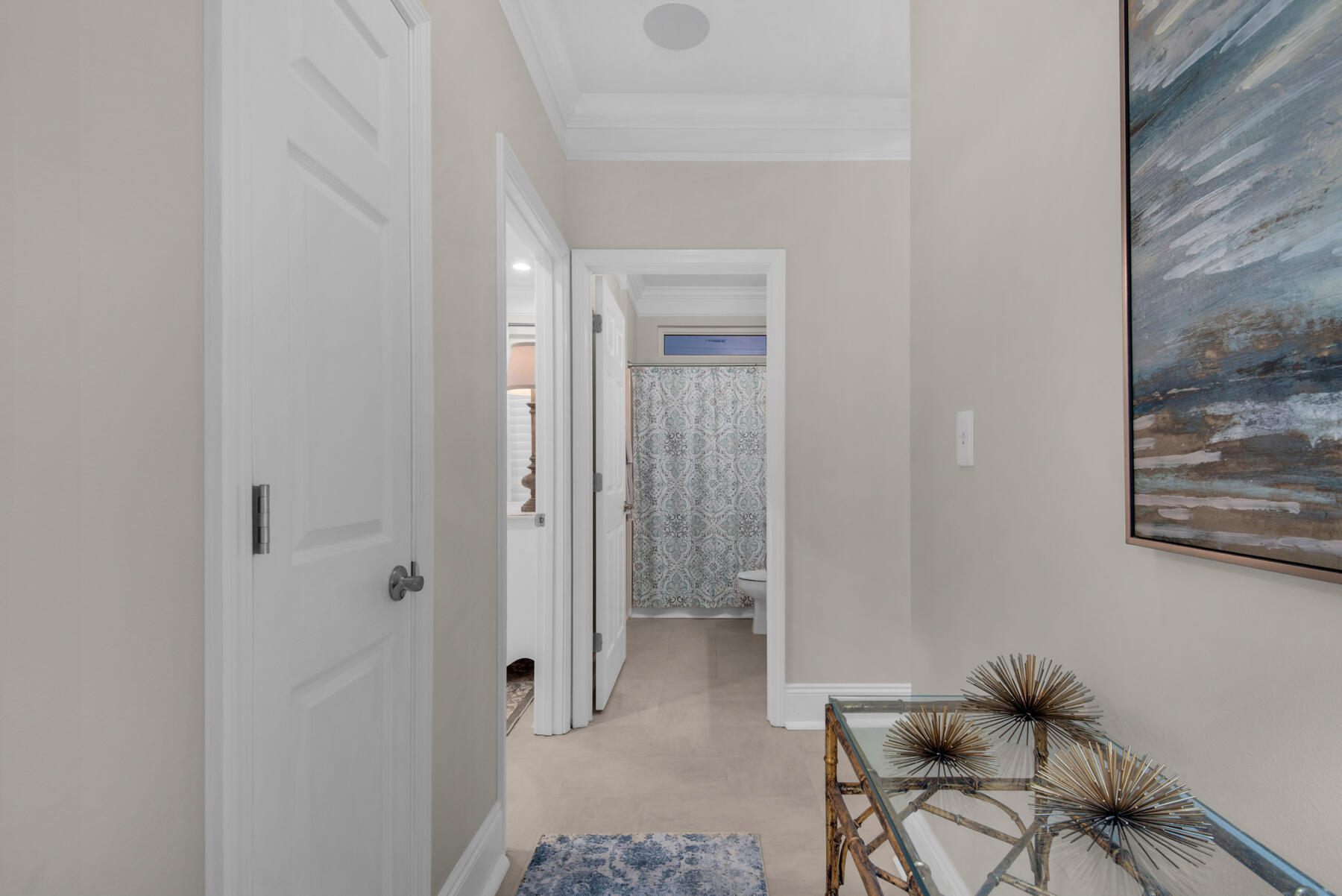 PELICAN BAY - Residential