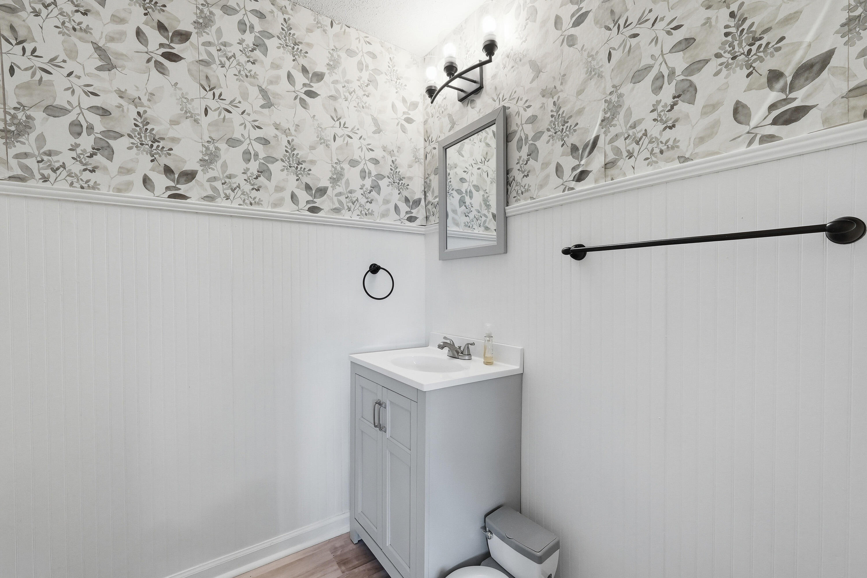 HIDDEN COVE T/H - Residential