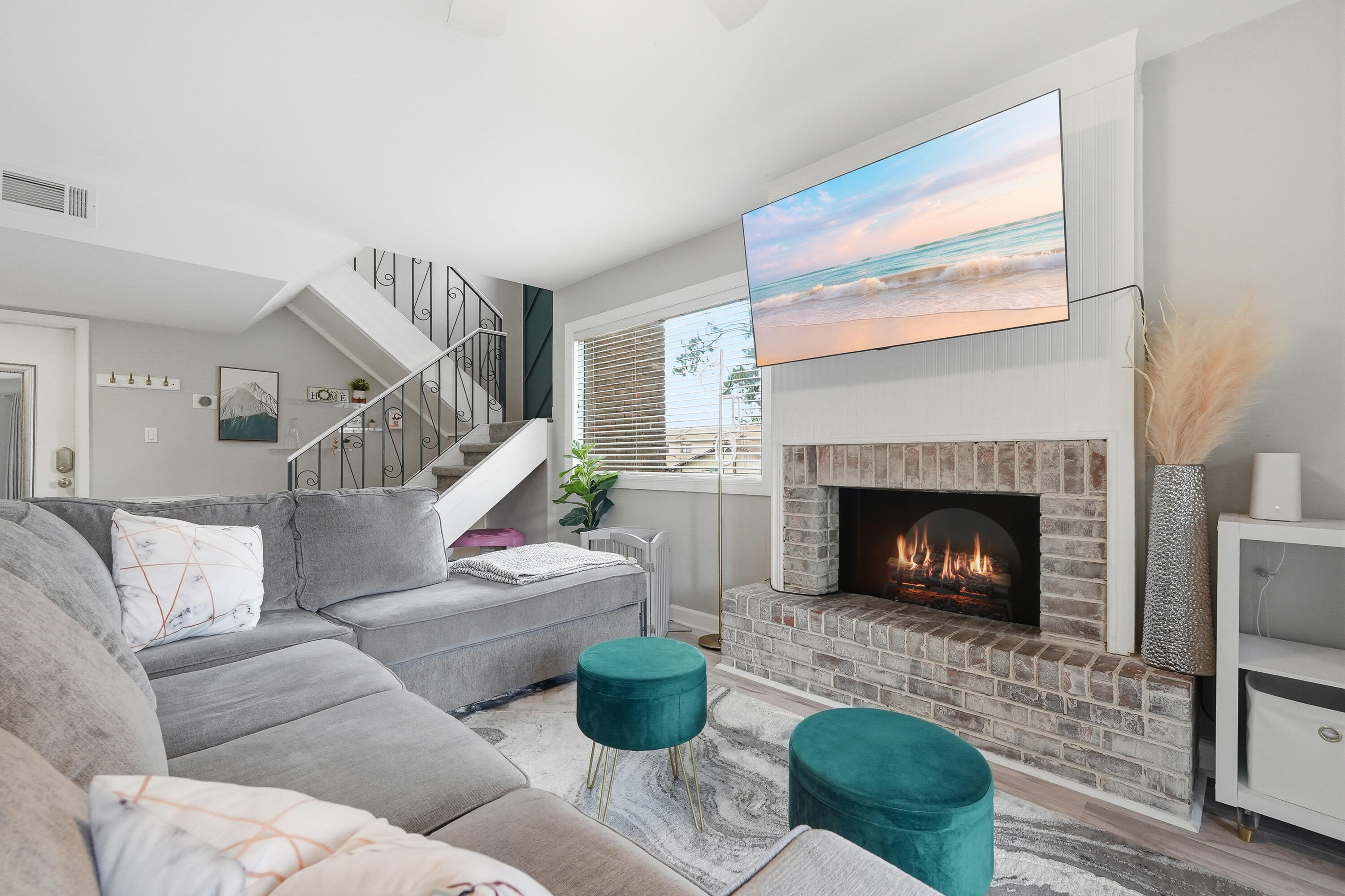 HIDDEN COVE T/H - Residential