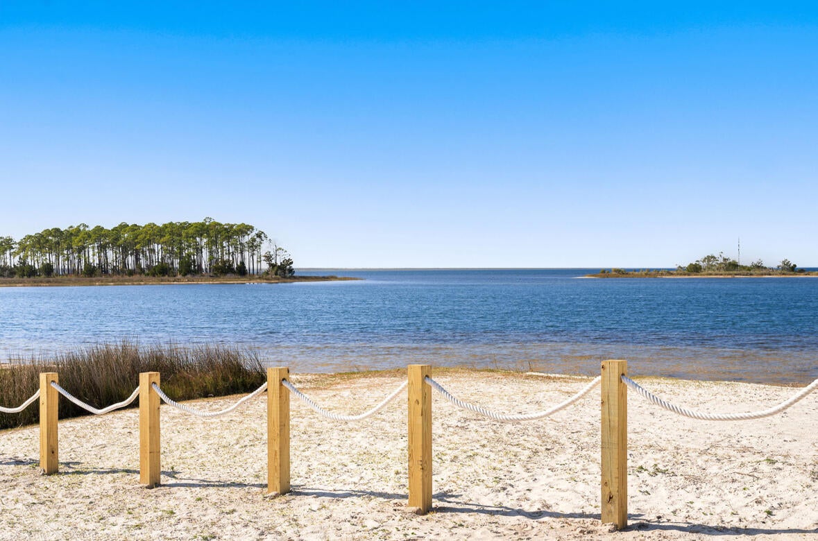 SWEET BAY - Residential