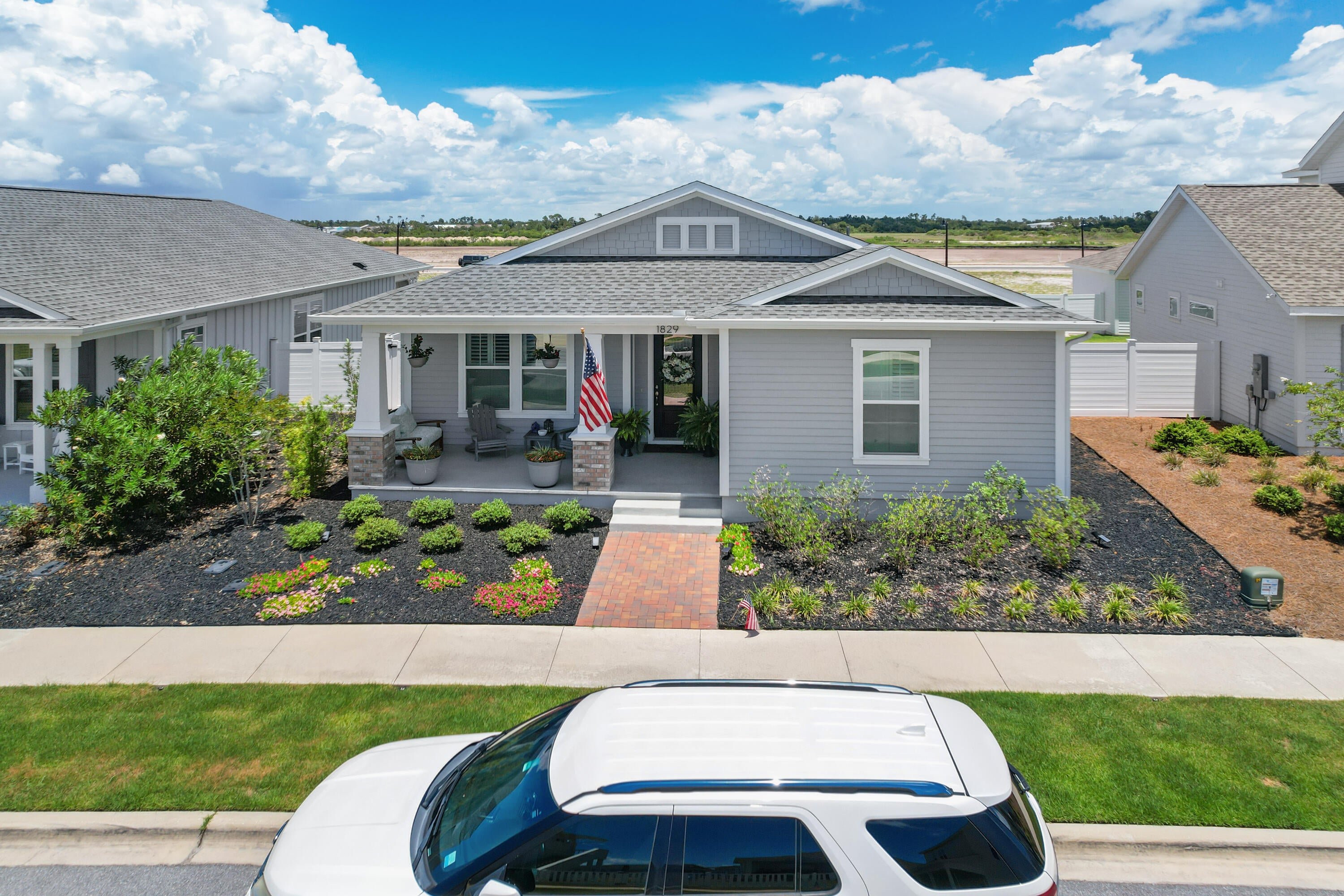 SWEET BAY - Residential