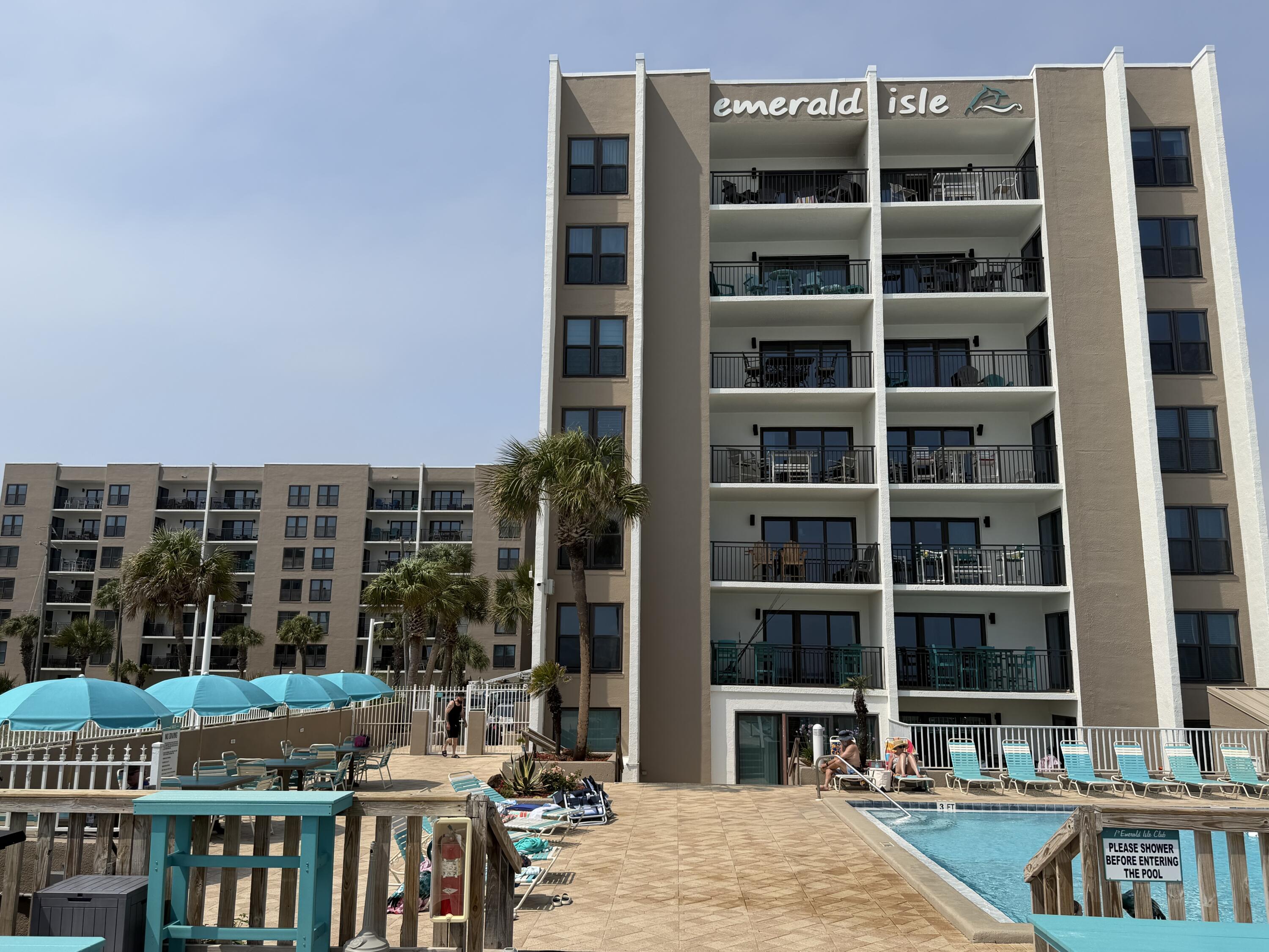EMERALD ISLE - Residential
