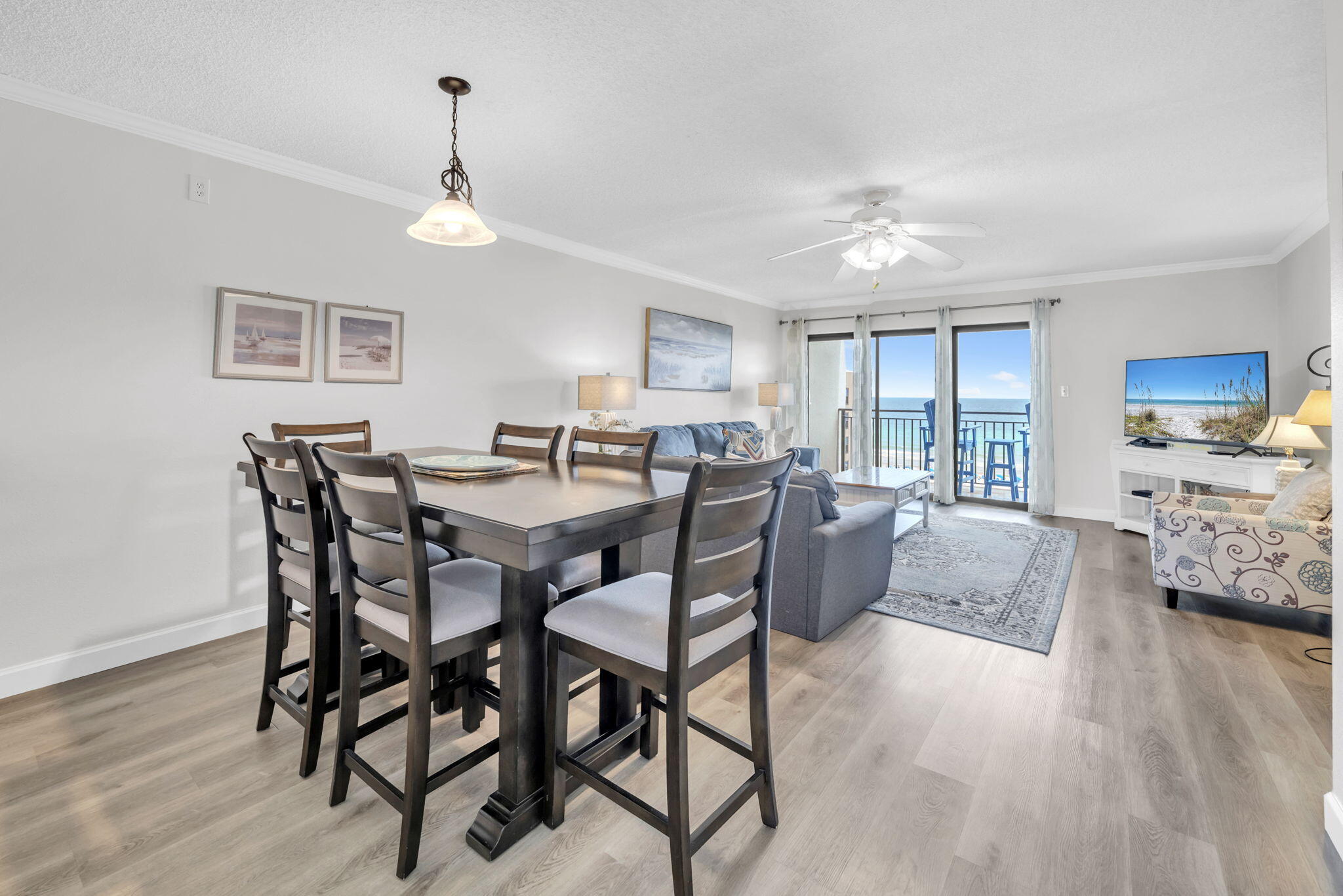 EMERALD ISLE - Residential