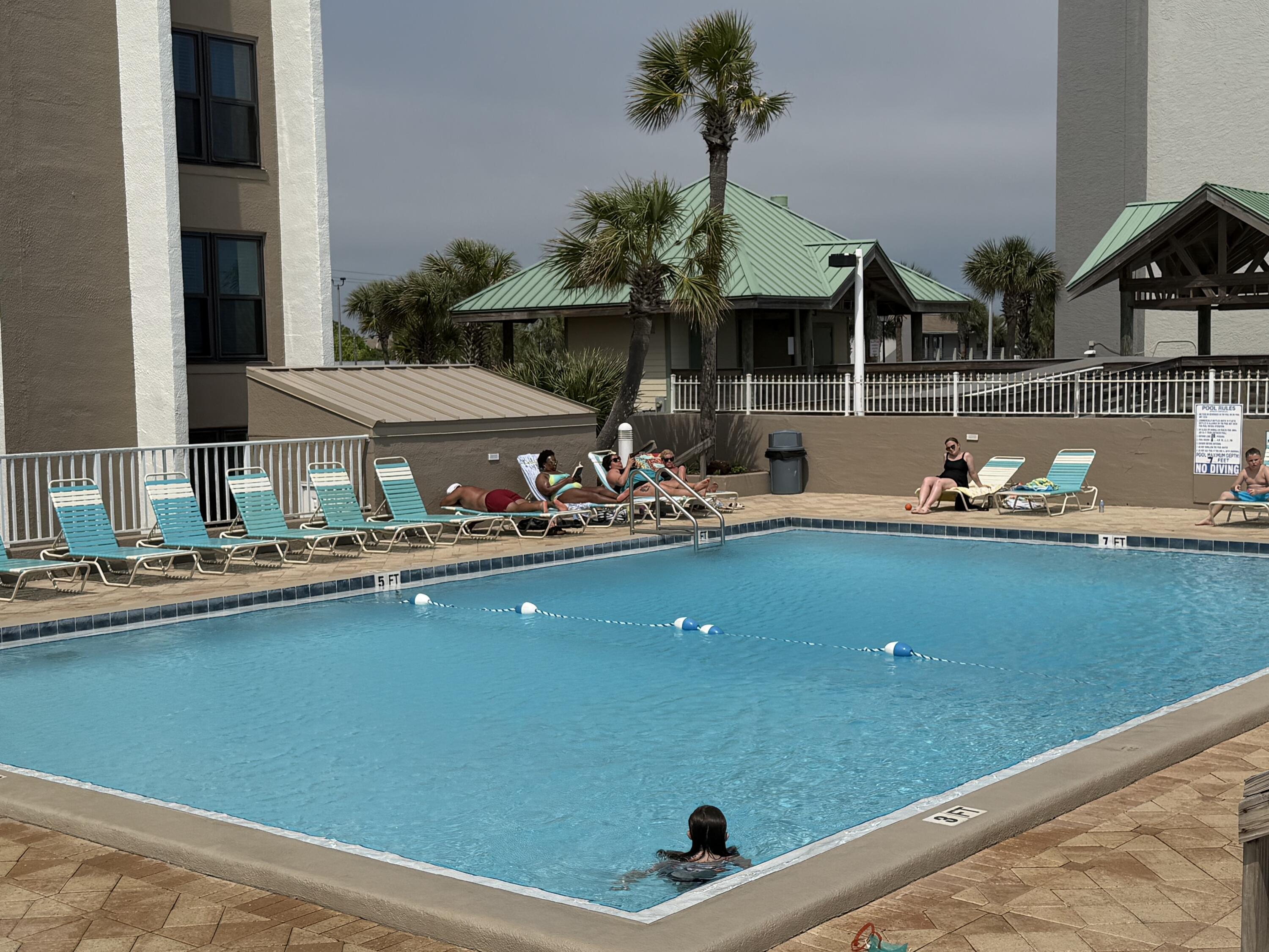EMERALD ISLE - Residential
