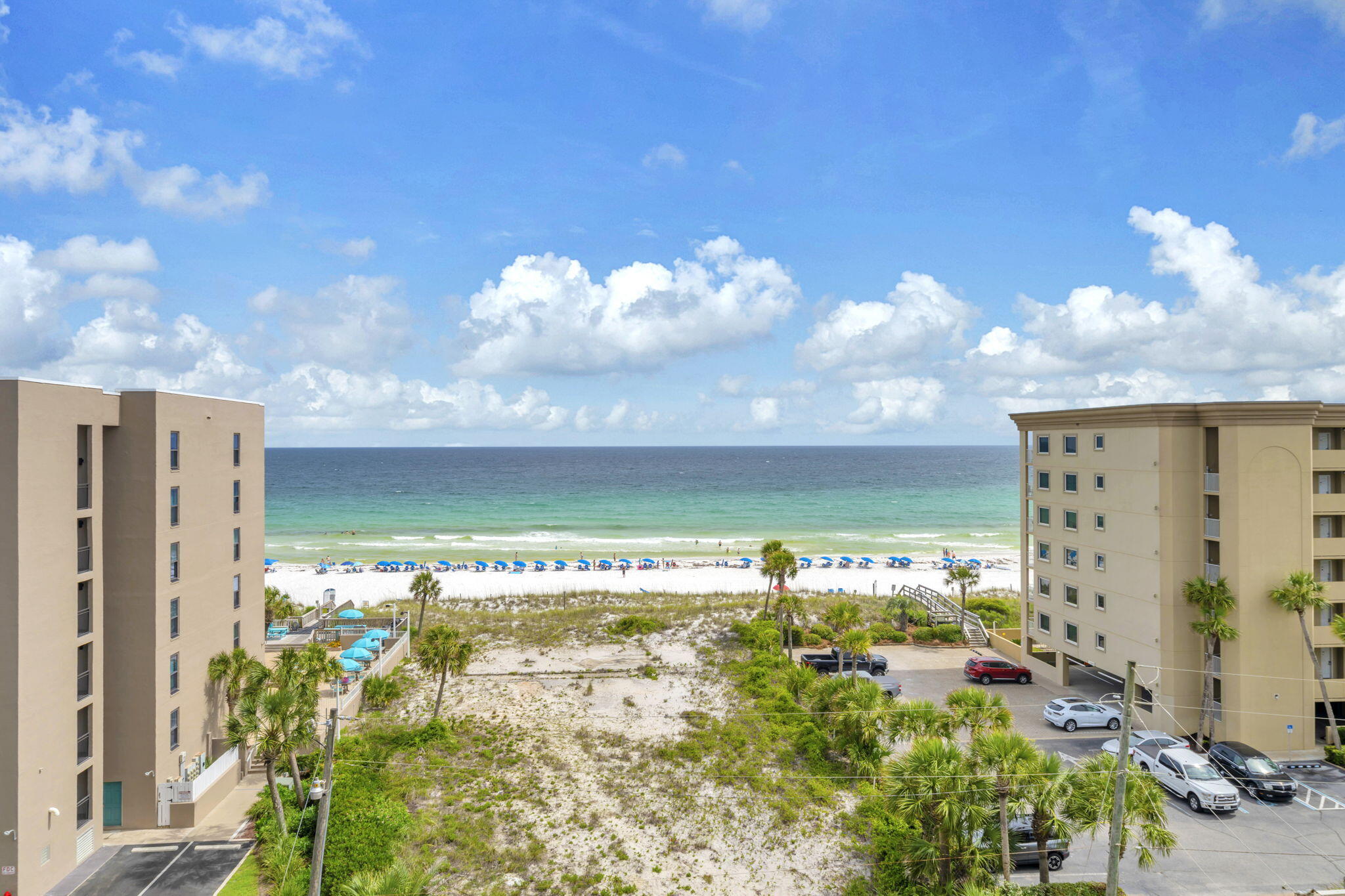 EMERALD ISLE - Residential