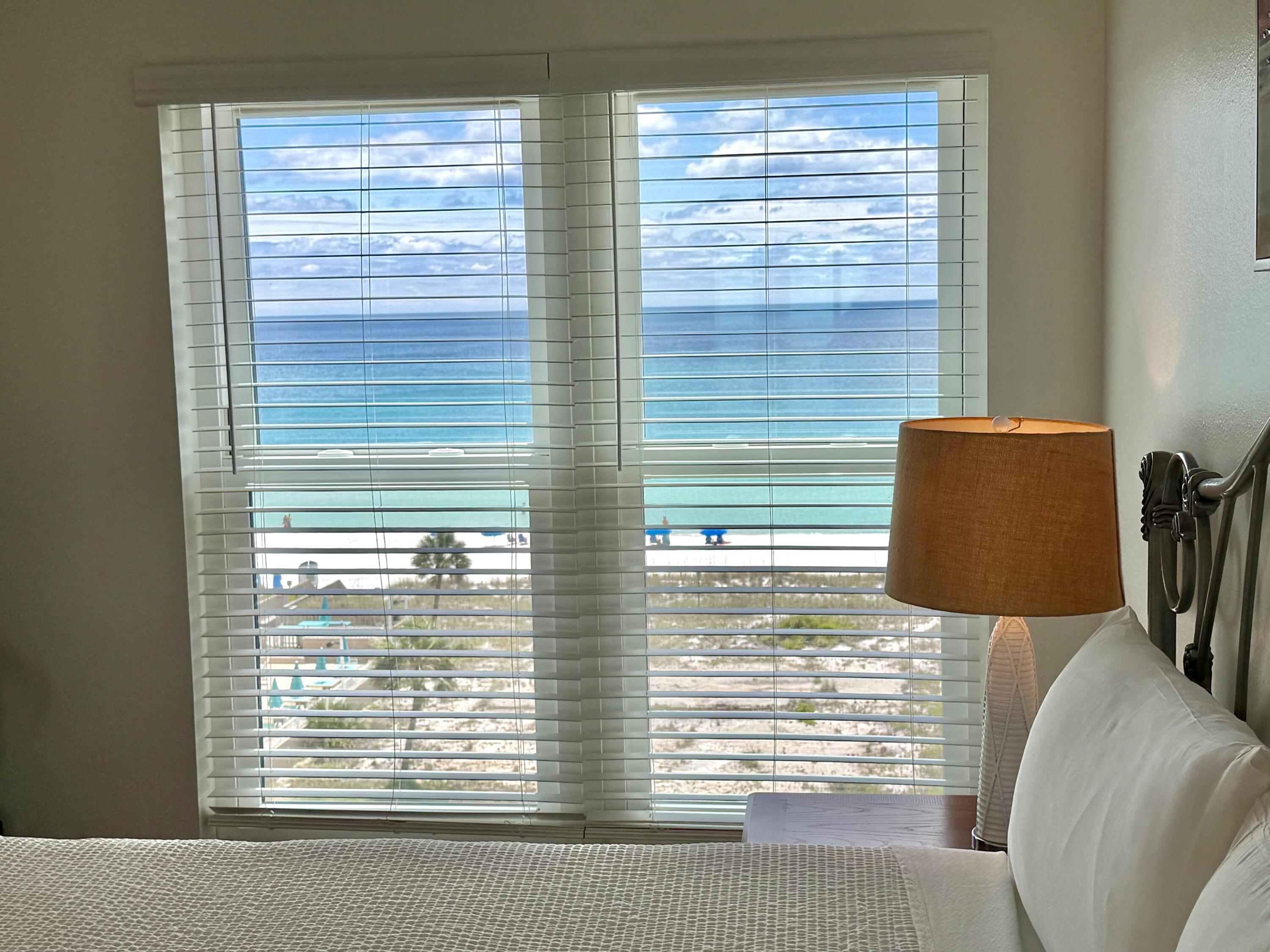 EMERALD ISLE - Residential