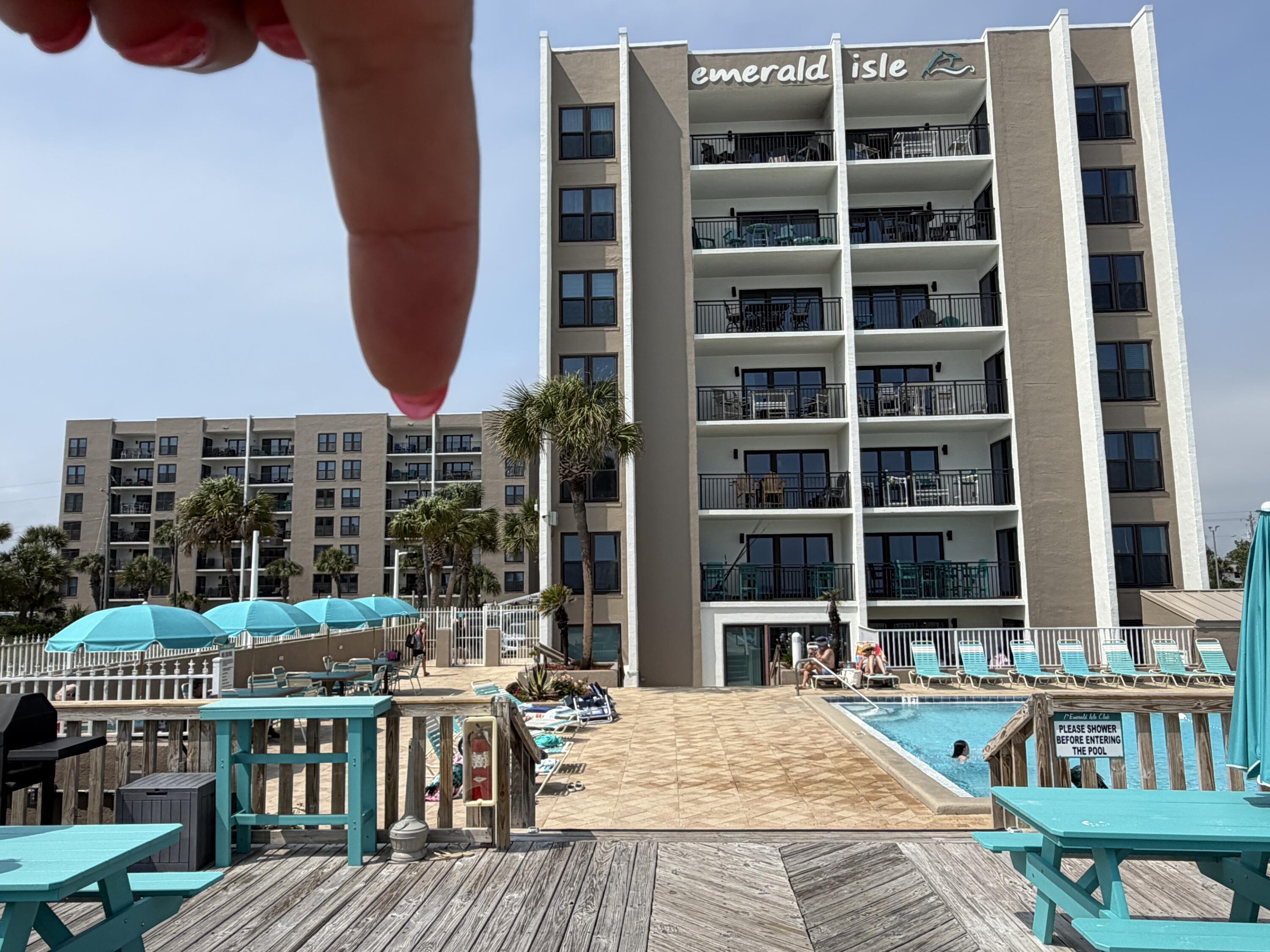 EMERALD ISLE - Residential