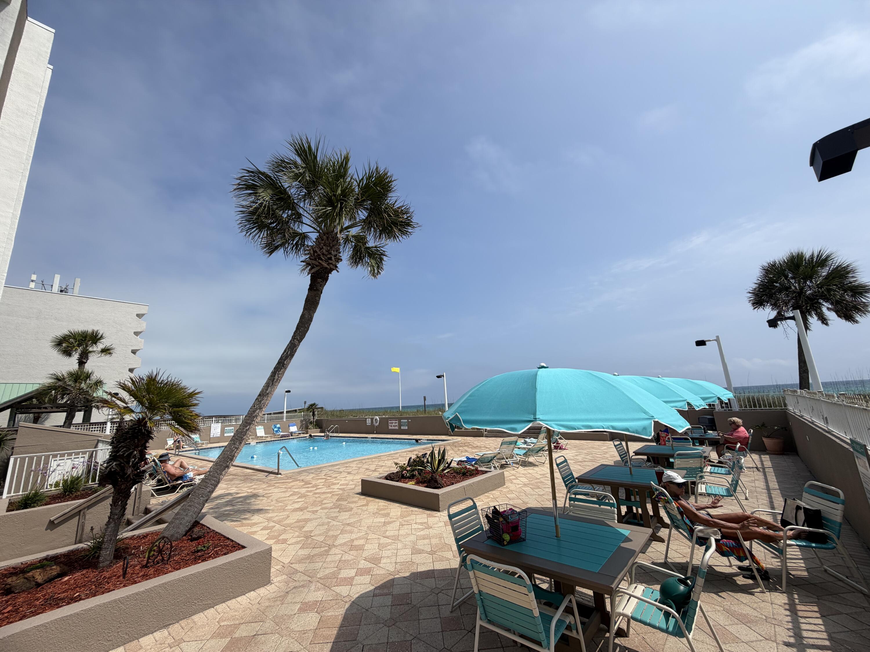 EMERALD ISLE - Residential