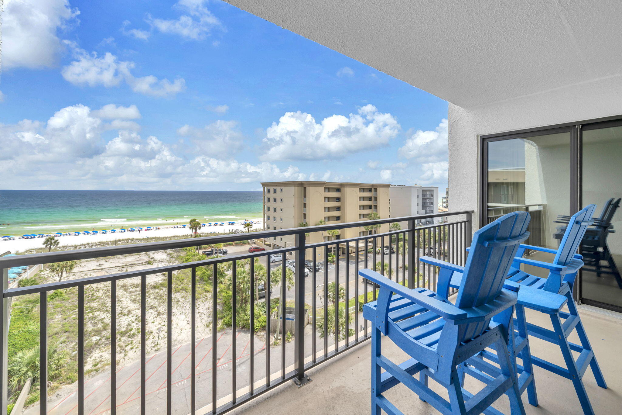 EMERALD ISLE - Residential