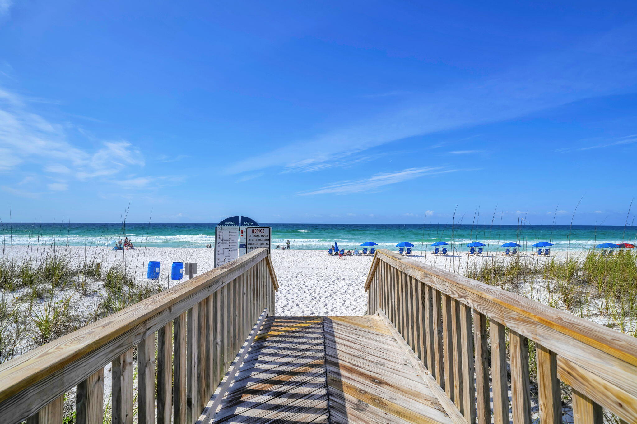 EMERALD ISLE - Residential