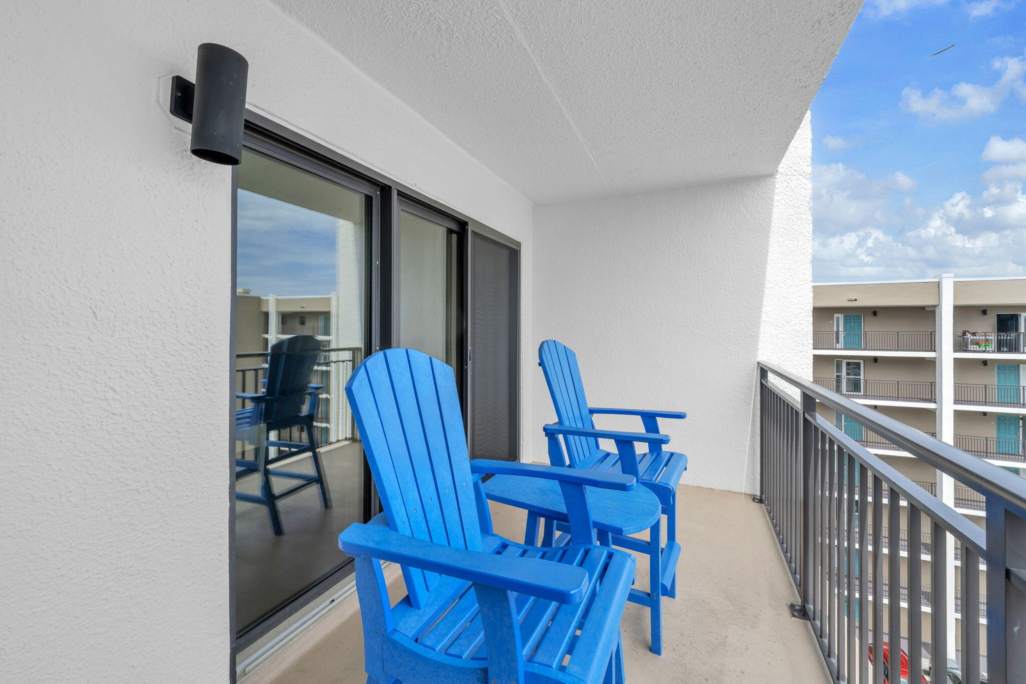 EMERALD ISLE - Residential