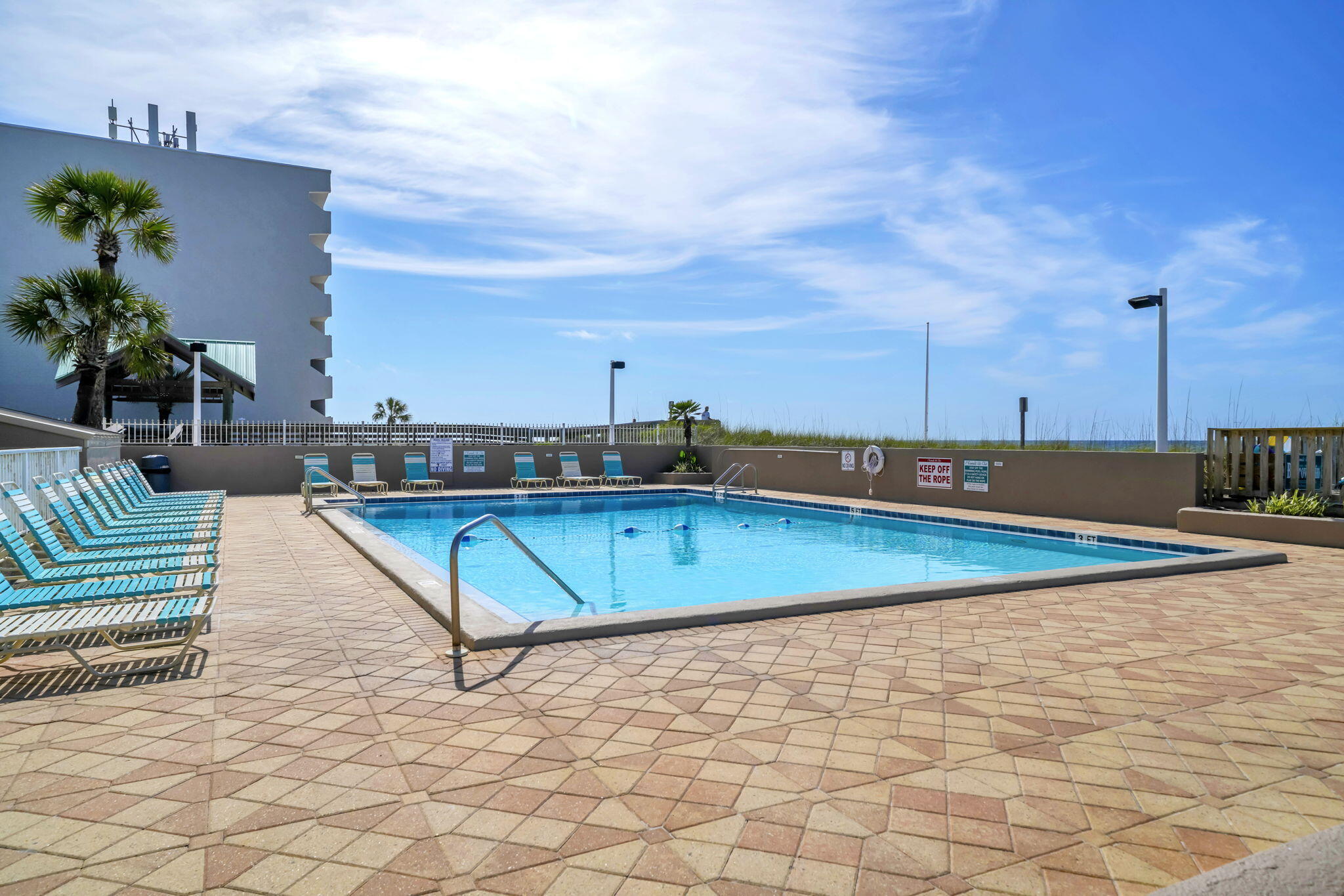 EMERALD ISLE - Residential