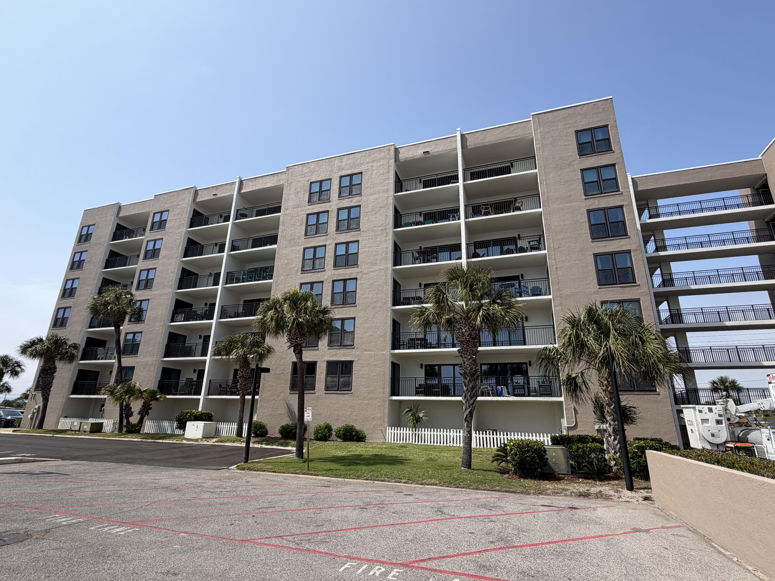 EMERALD ISLE - Residential