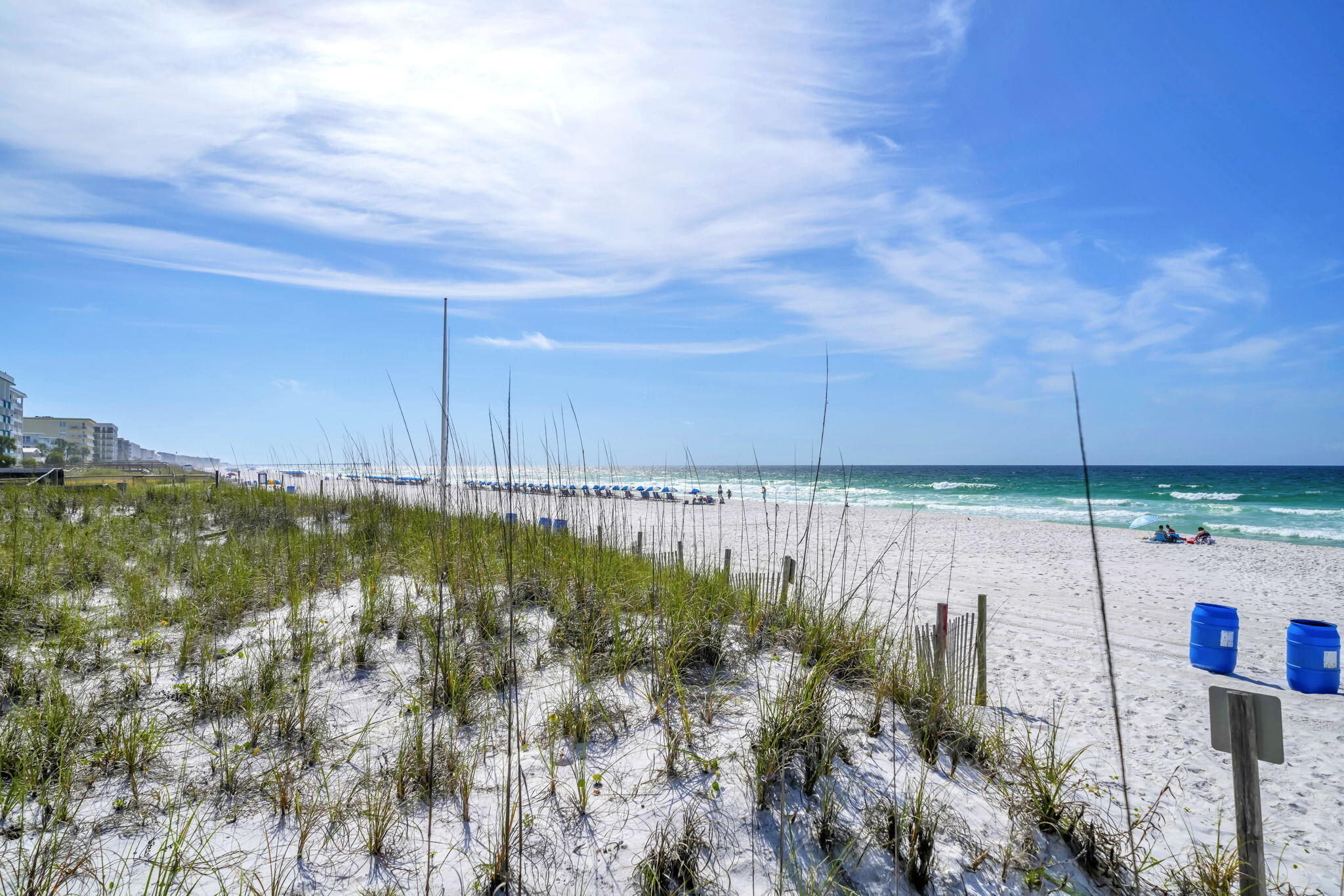 EMERALD ISLE - Residential
