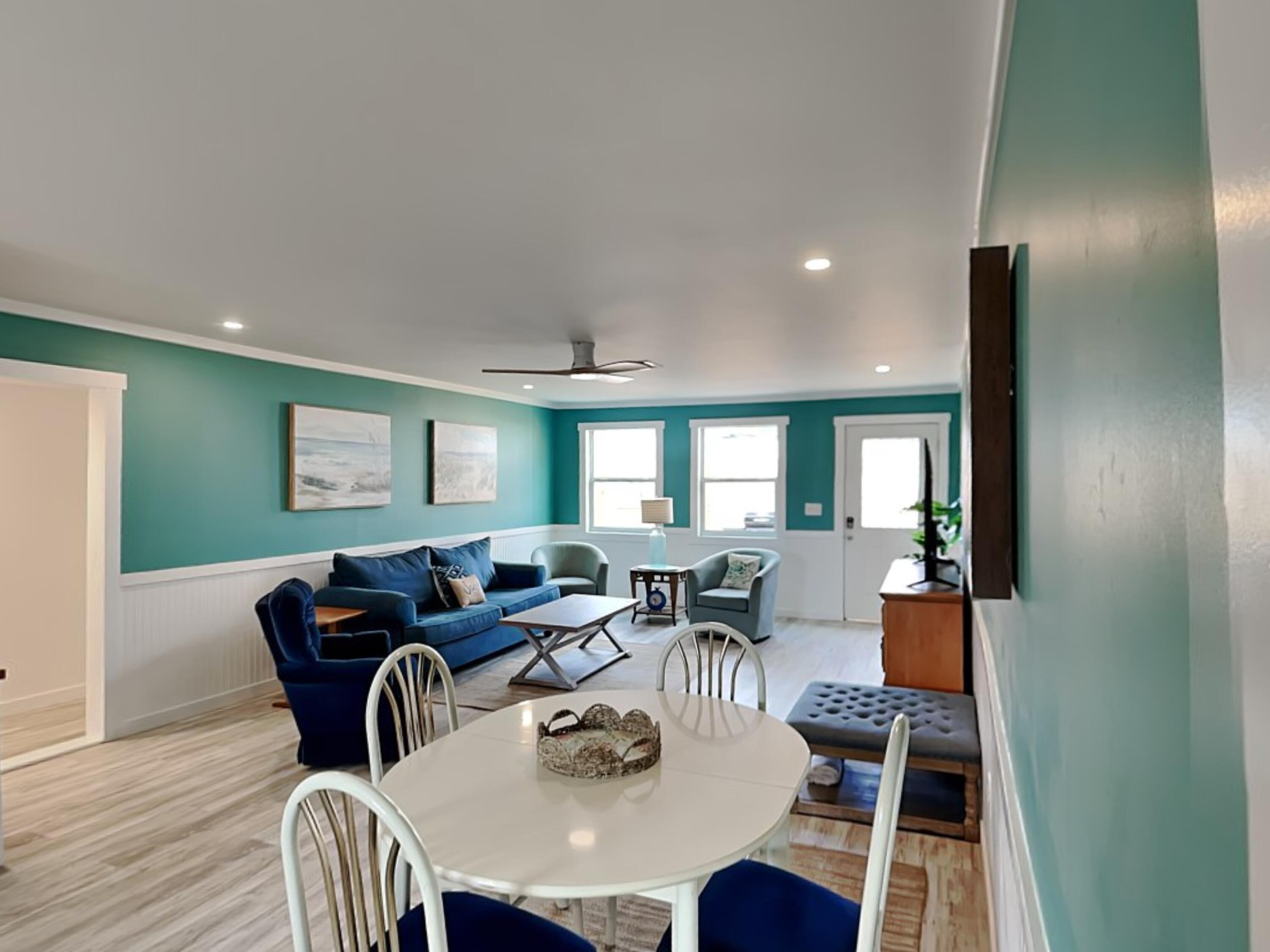 LAGUNA BEACH ESTATES 4TH ADDN - Residential