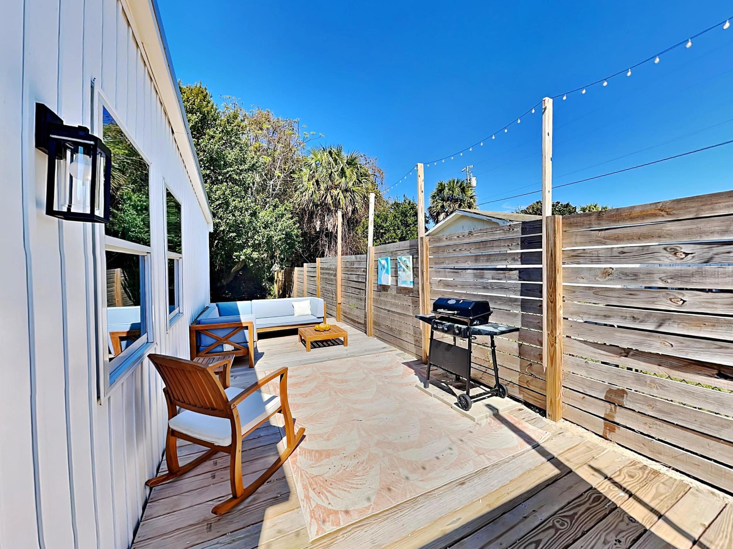 LAGUNA BEACH ESTATES 4TH ADDN - Residential