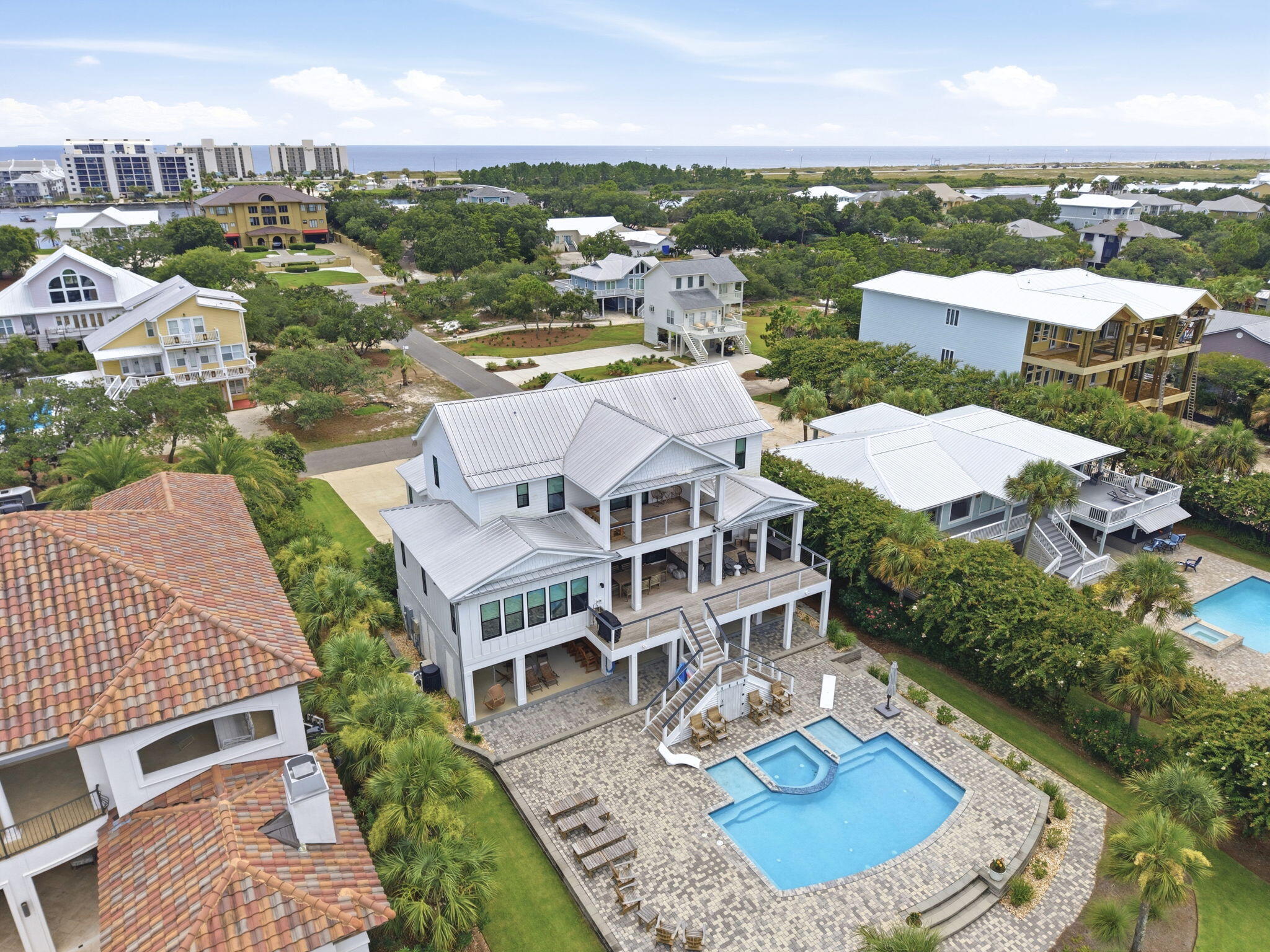 Ono Island - Residential