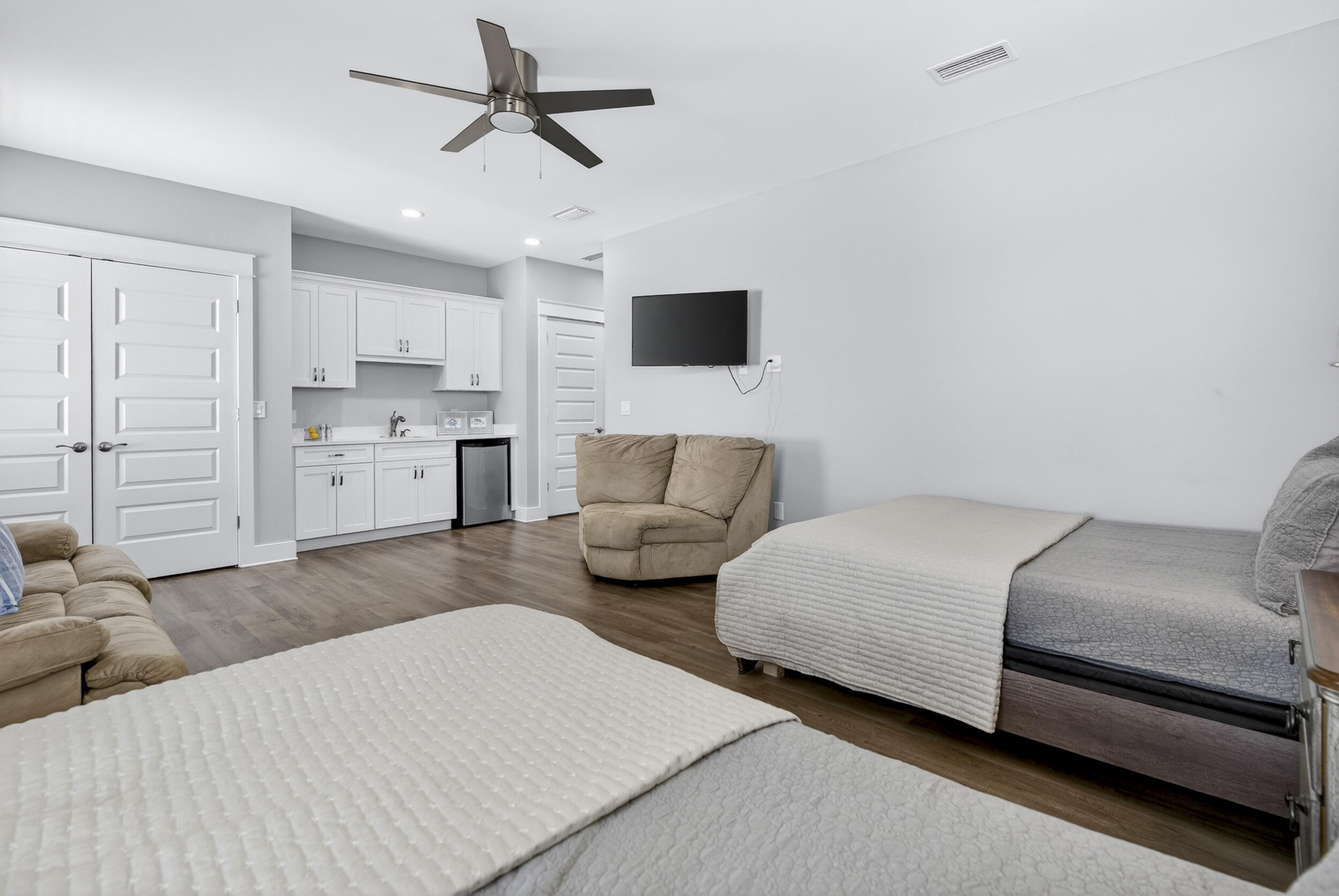 Frangista Beach 3rd Addition - Residential