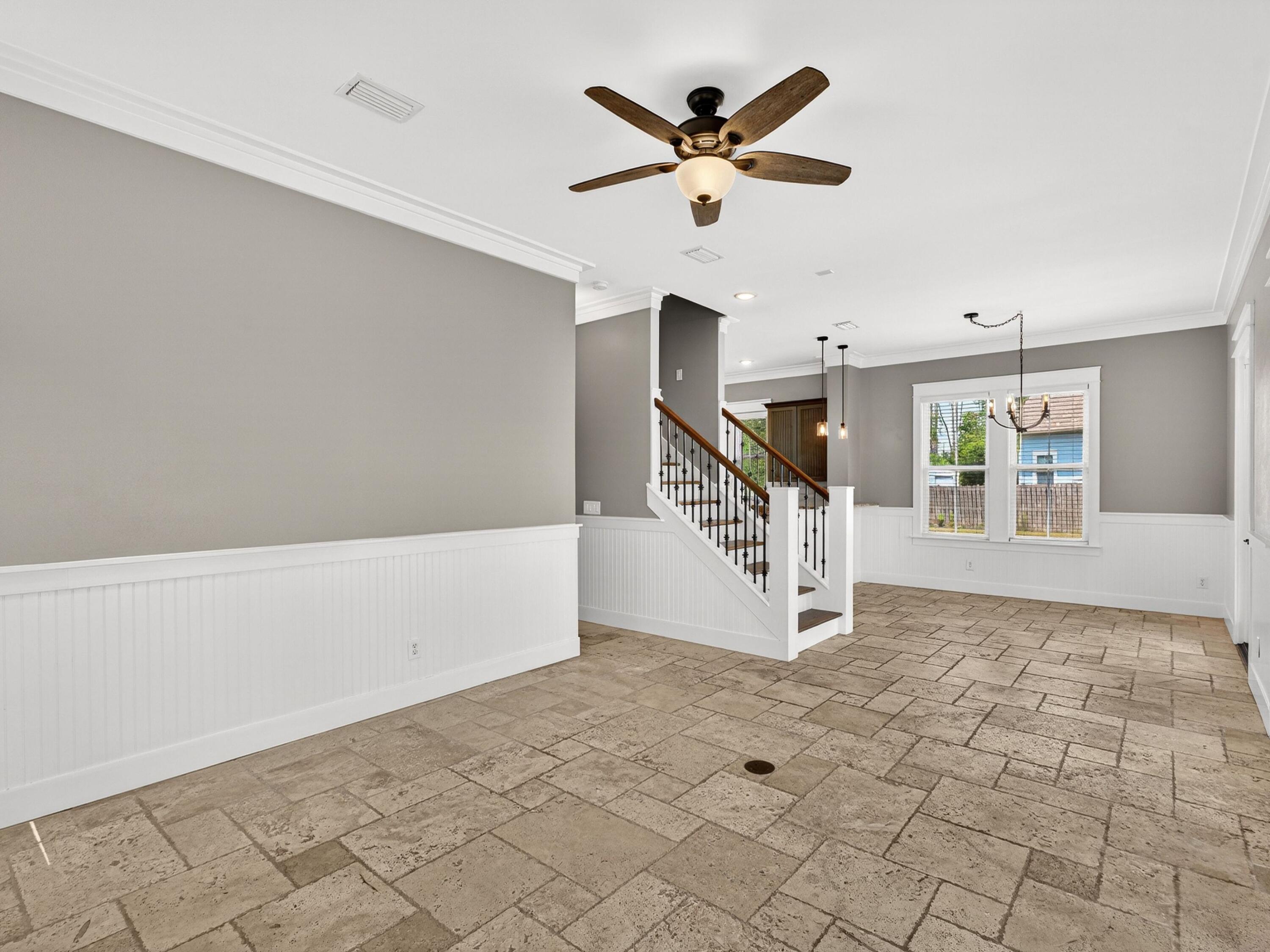 HARRISON'S WALK - Residential