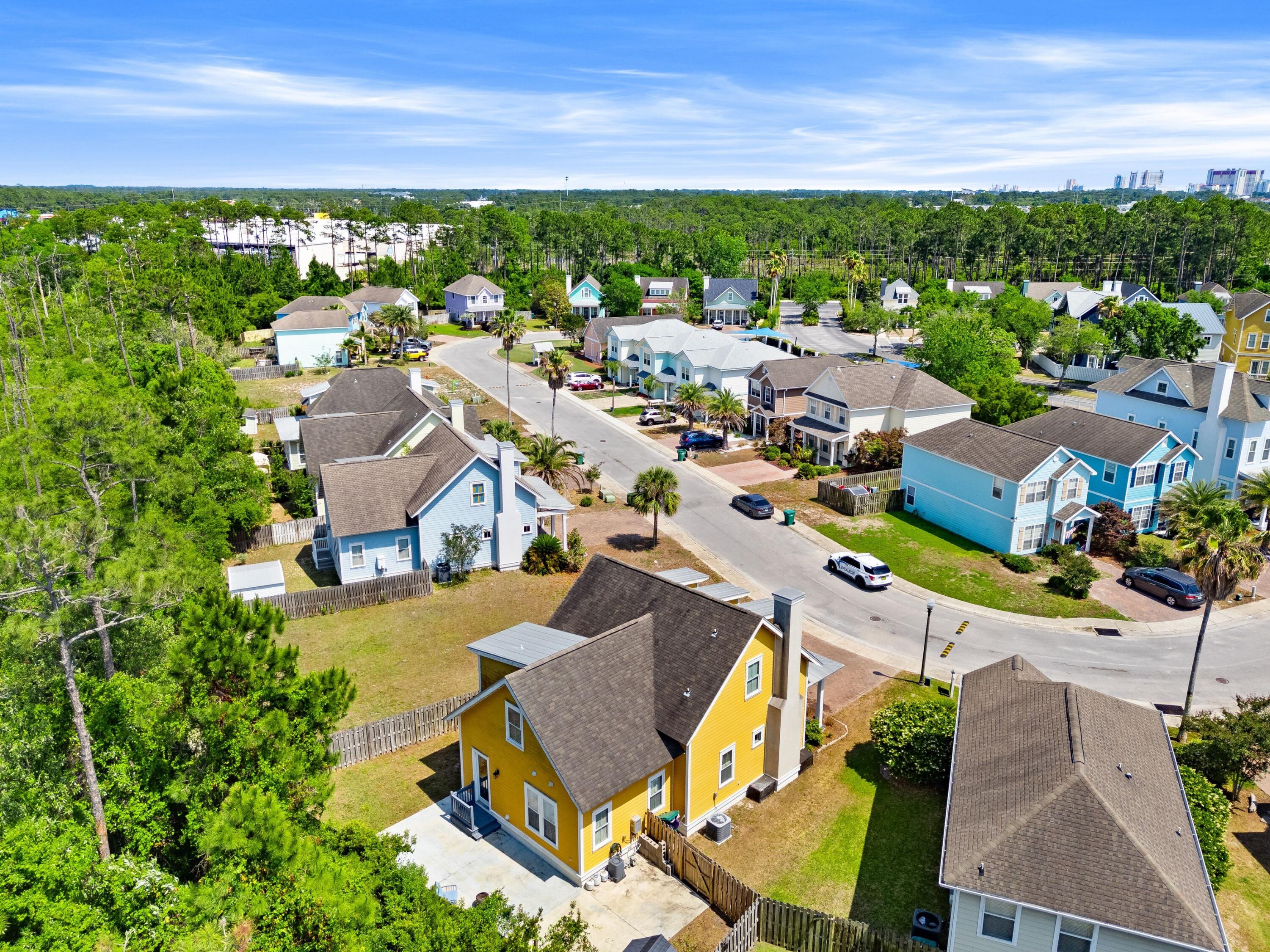HARRISON'S WALK - Residential