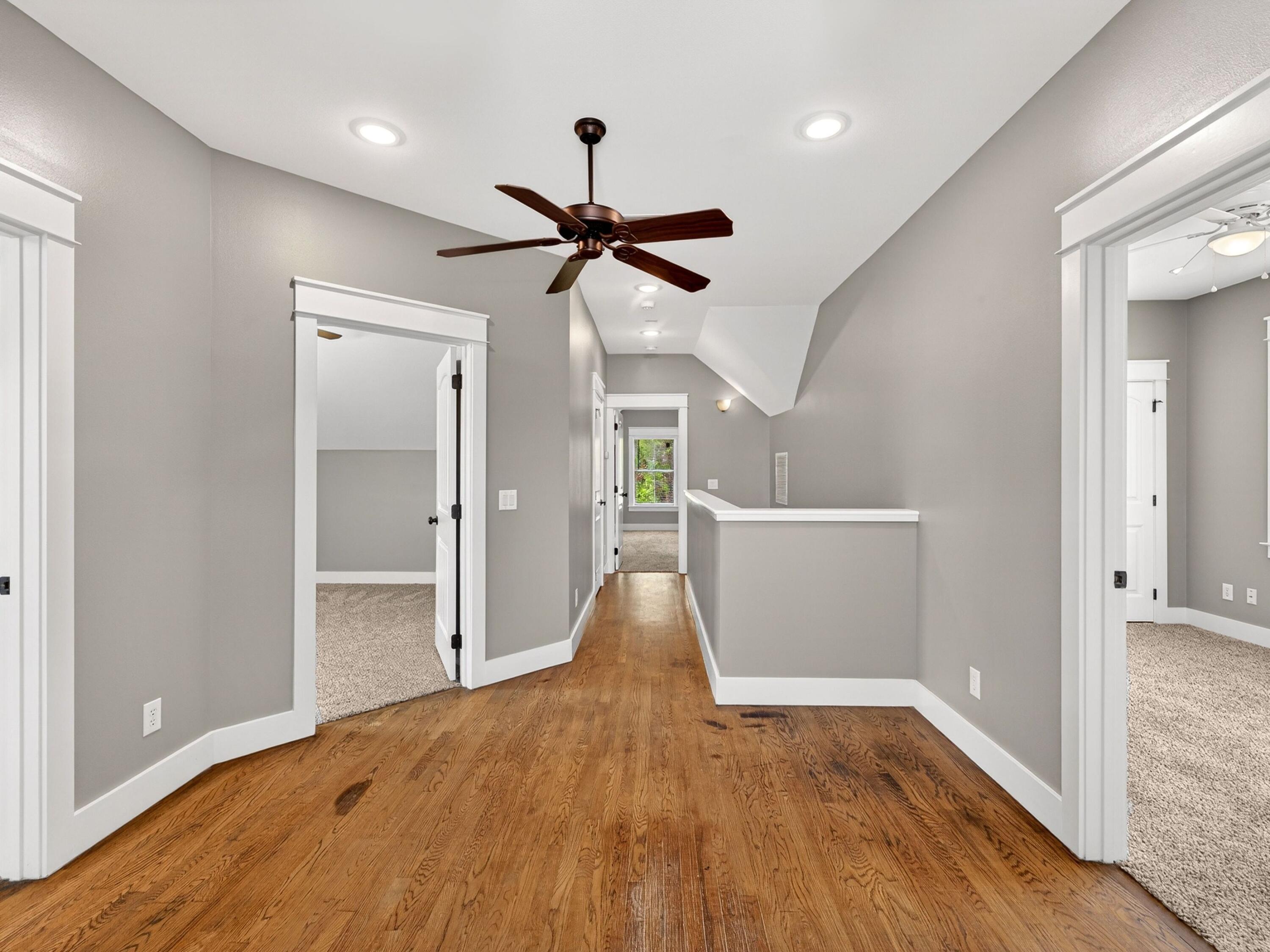 HARRISON'S WALK - Residential