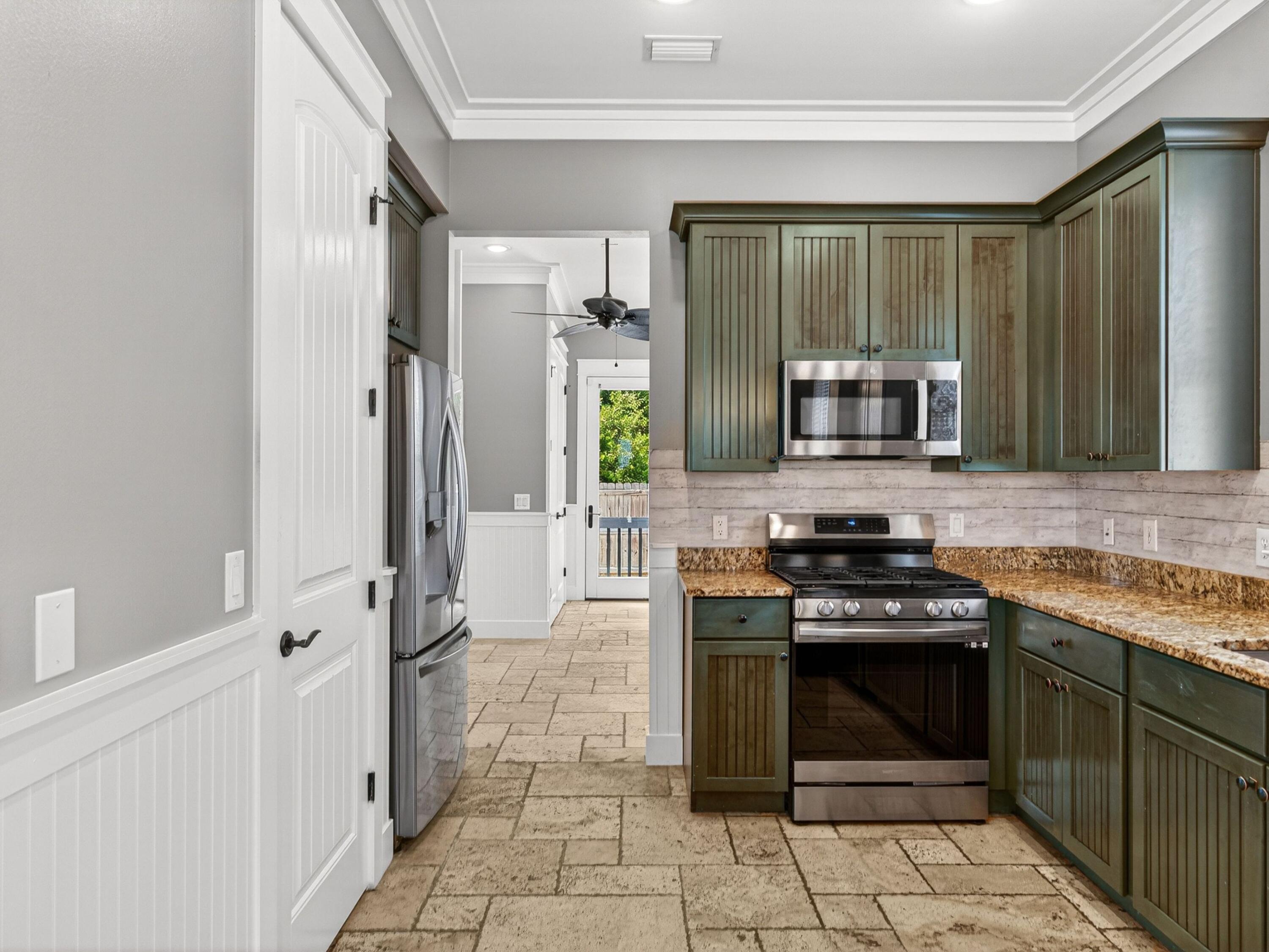 HARRISON'S WALK - Residential