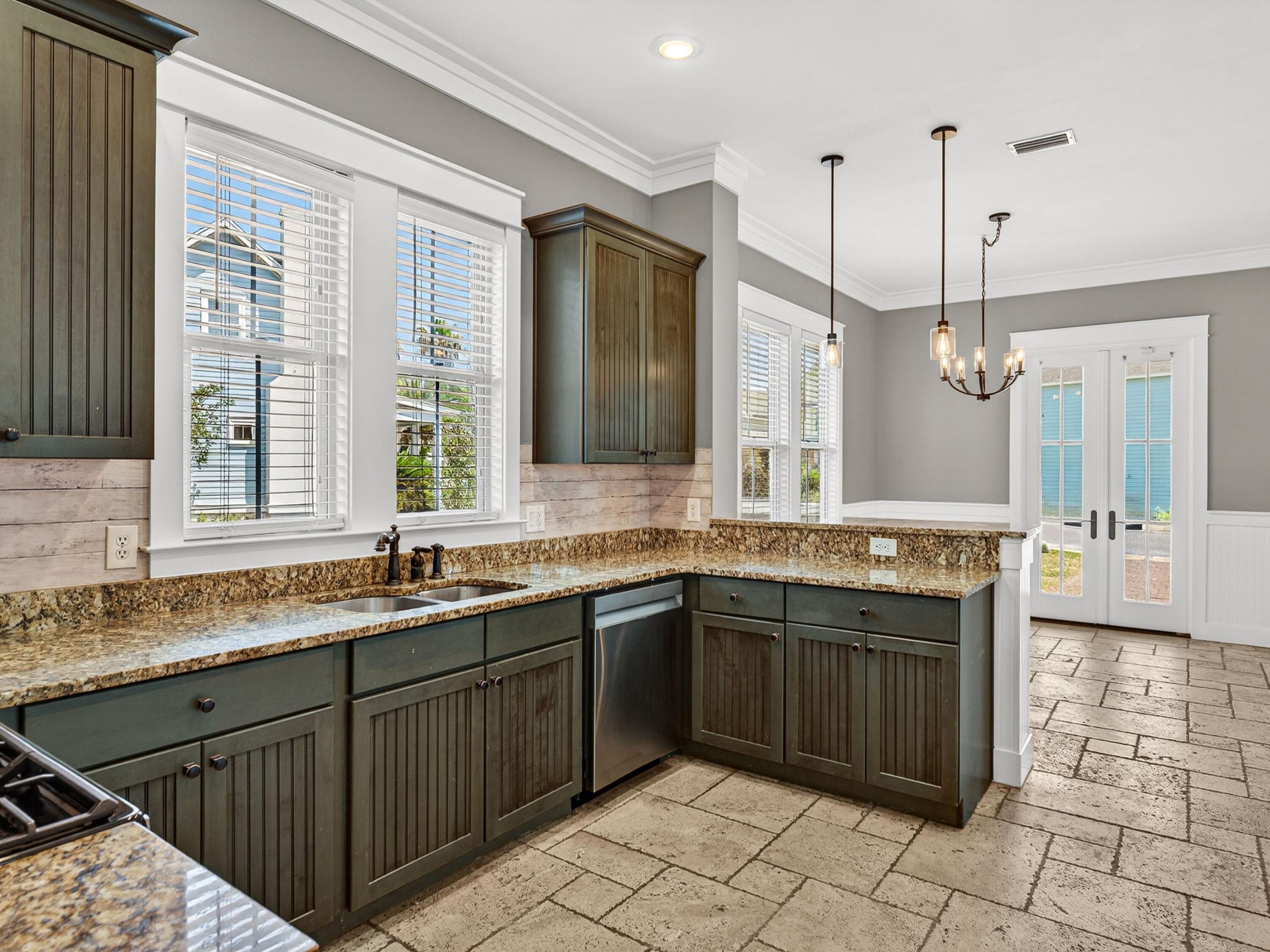 HARRISON'S WALK - Residential