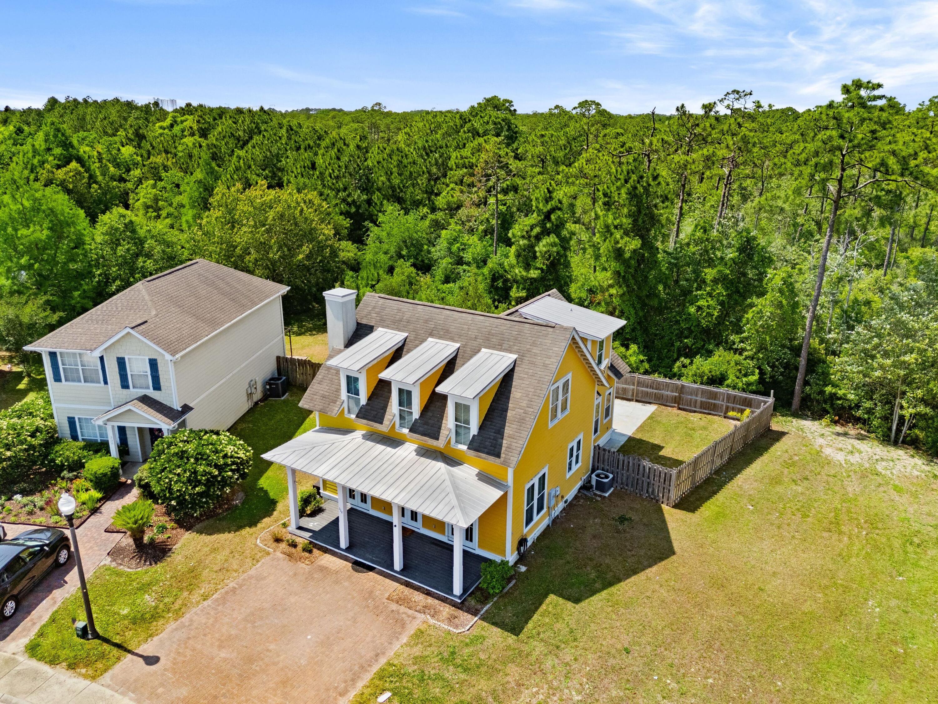 HARRISON'S WALK - Residential