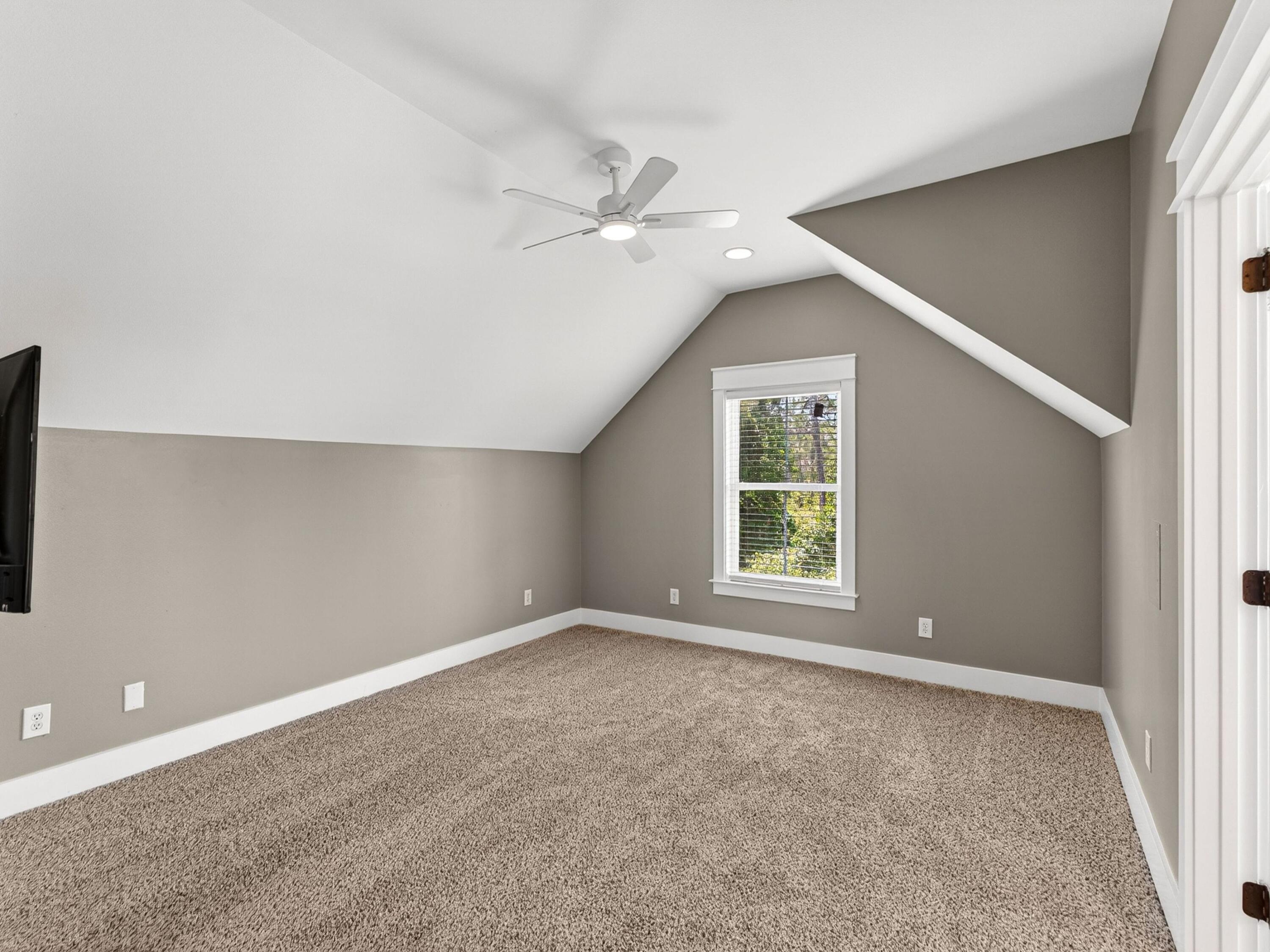 HARRISON'S WALK - Residential