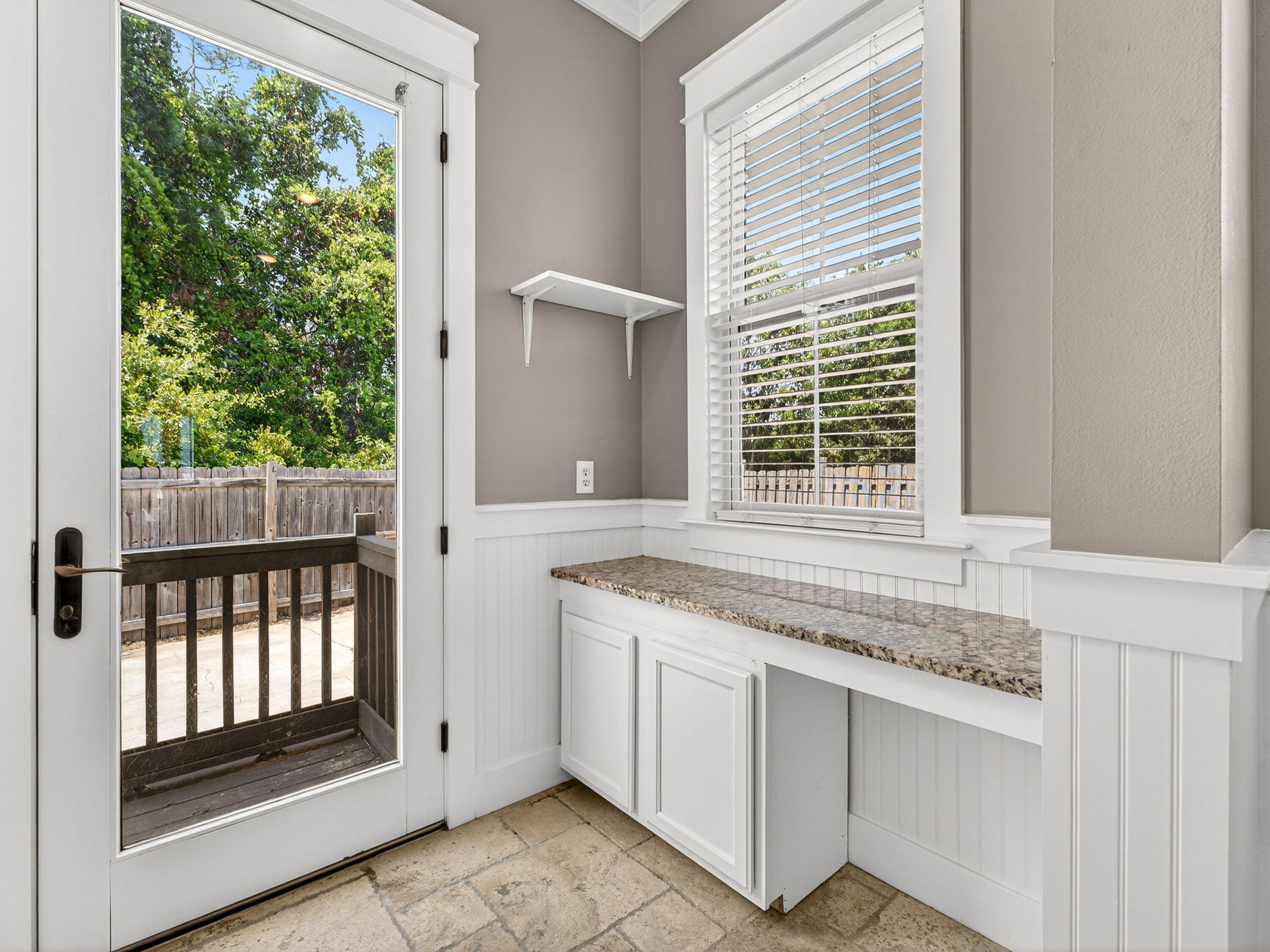 HARRISON'S WALK - Residential