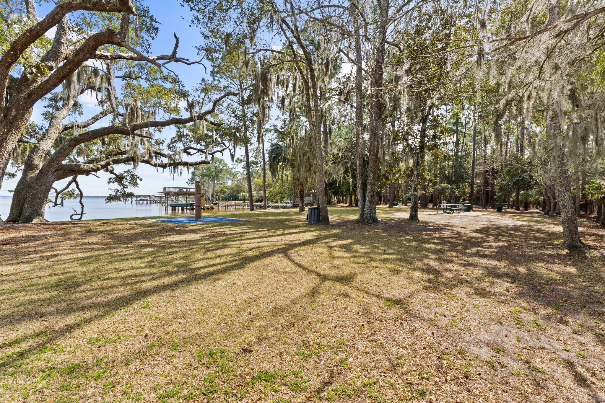 MOSAIC OAKS - Residential