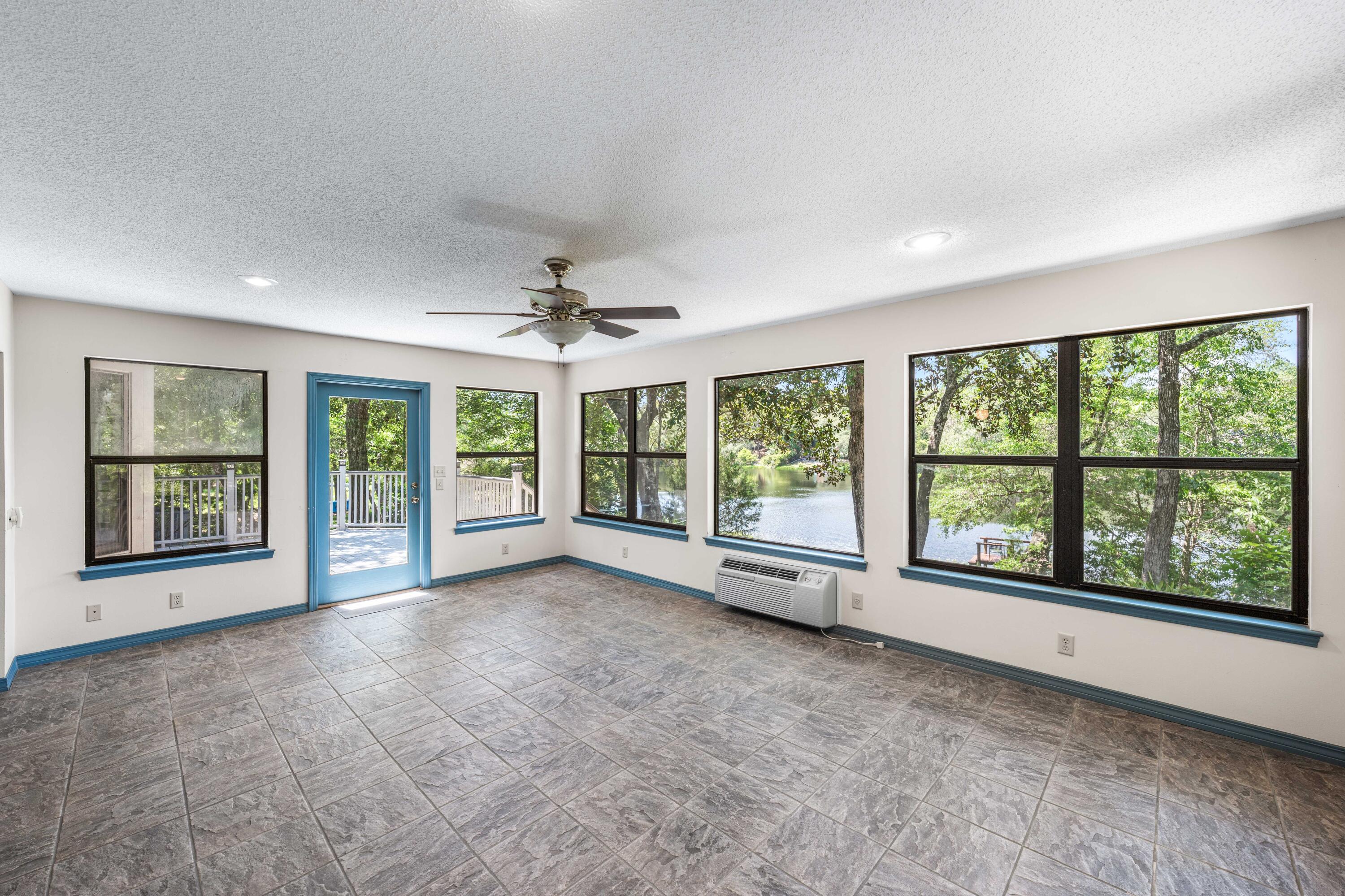 LAKE SHARON ESTATES - Residential